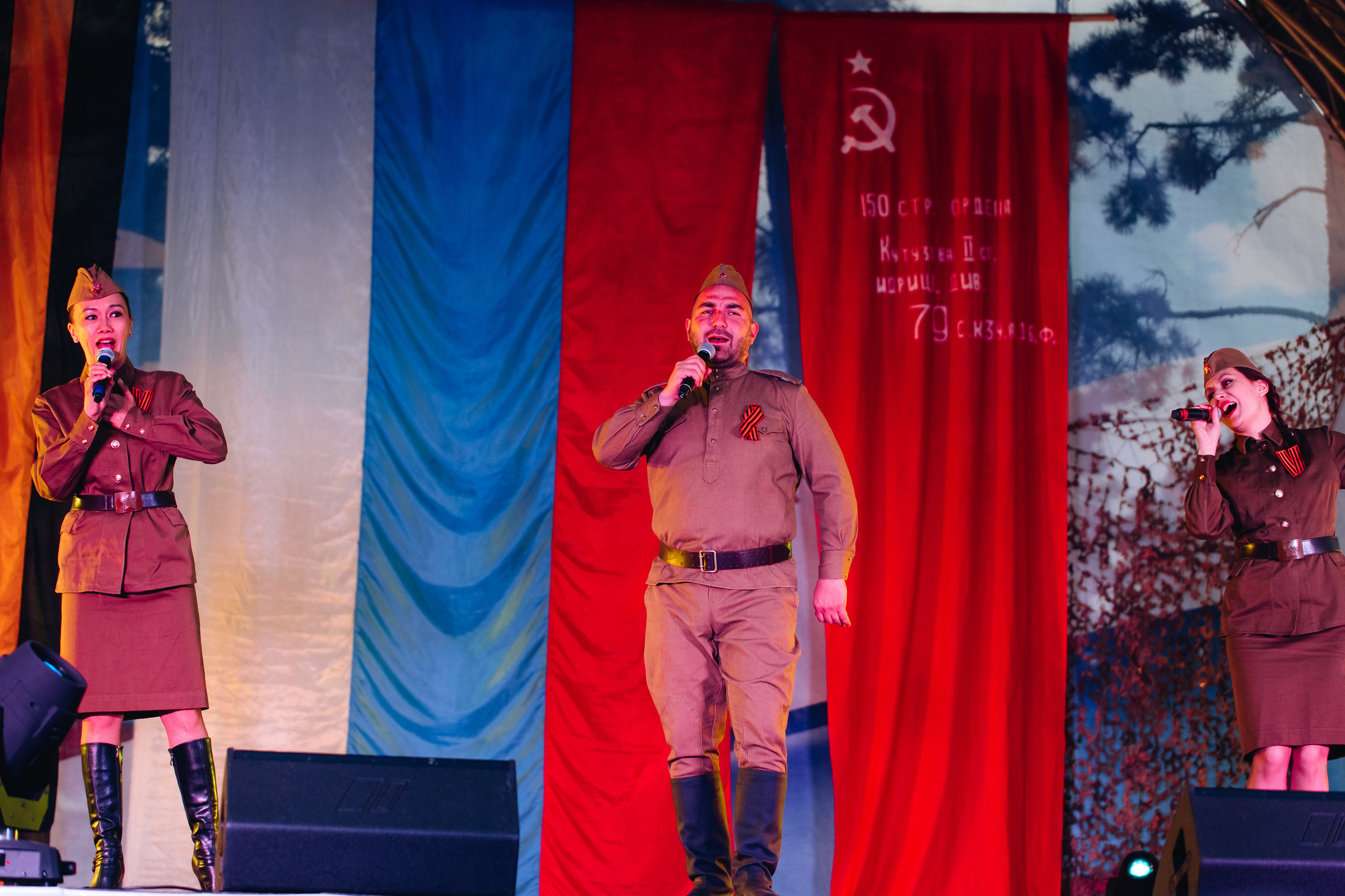 Празднование «Дня Победы» в парке Юбилейный. Свадебный и семейный фотограф в Улан-Удэ