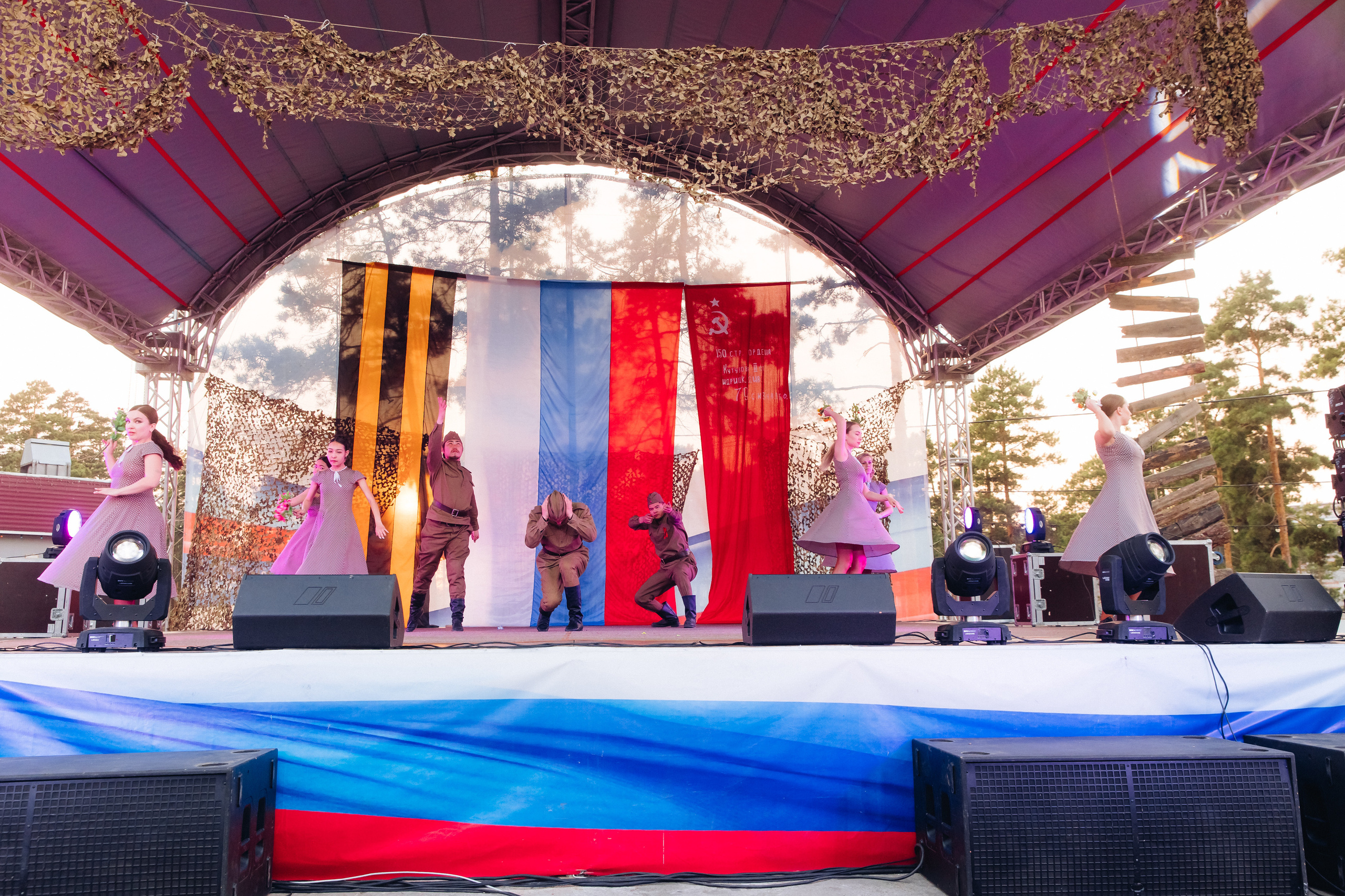 Празднование «Дня Победы» в парке Юбилейный. Свадебный и семейный фотограф в Улан-Удэ