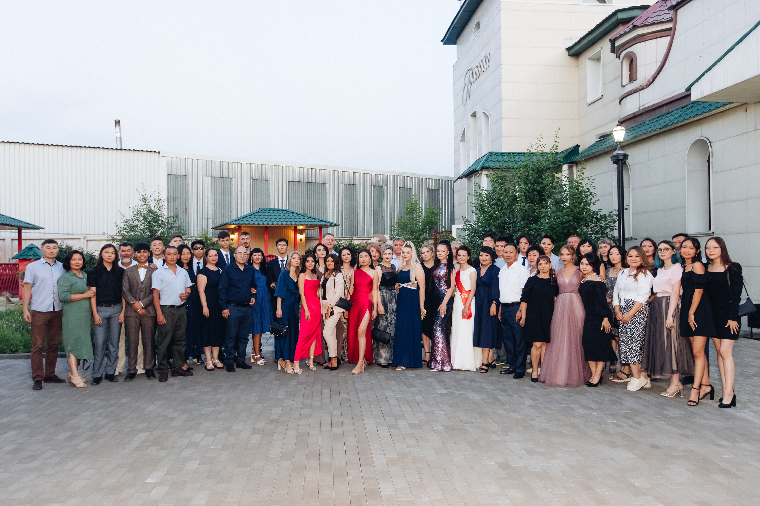 Выпускной вечер. Свадебный и семейный фотограф в Улан-Удэ