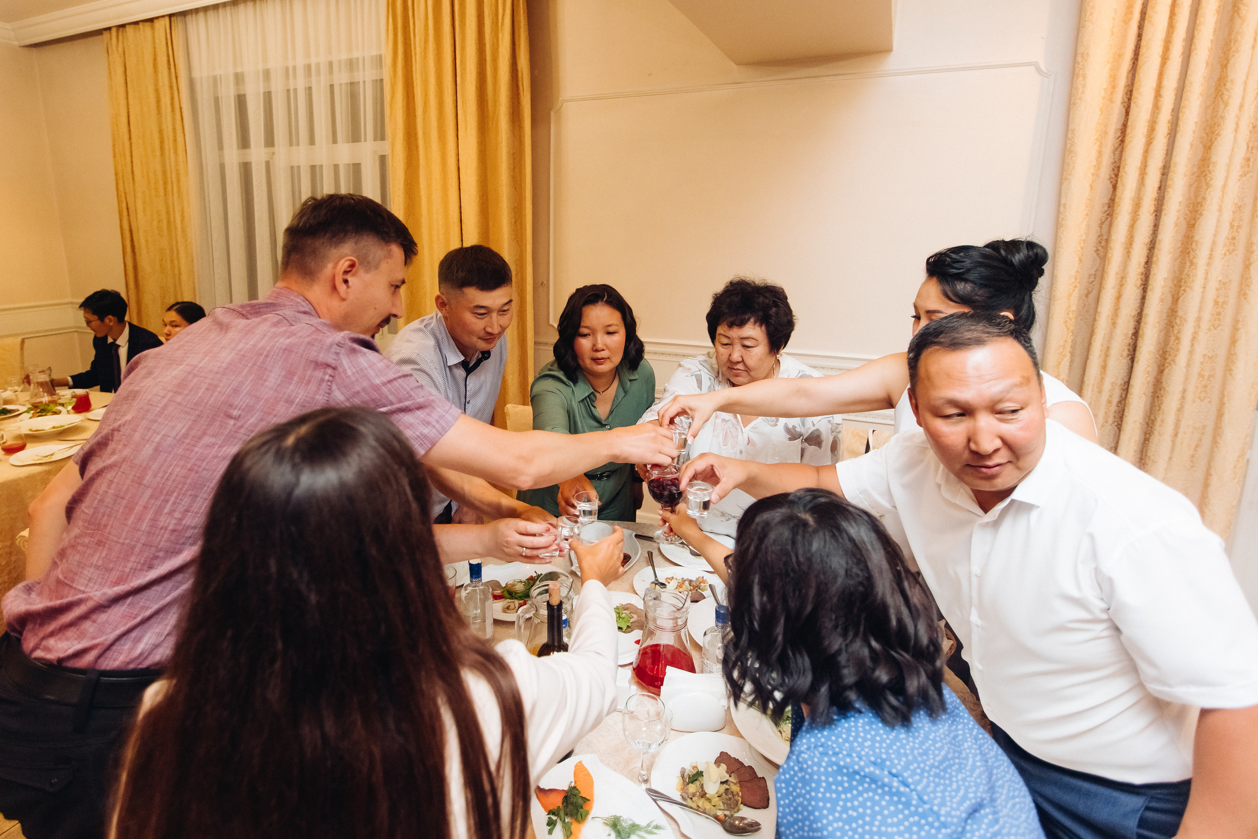 Выпускной вечер. Свадебный и семейный фотограф в Улан-Удэ