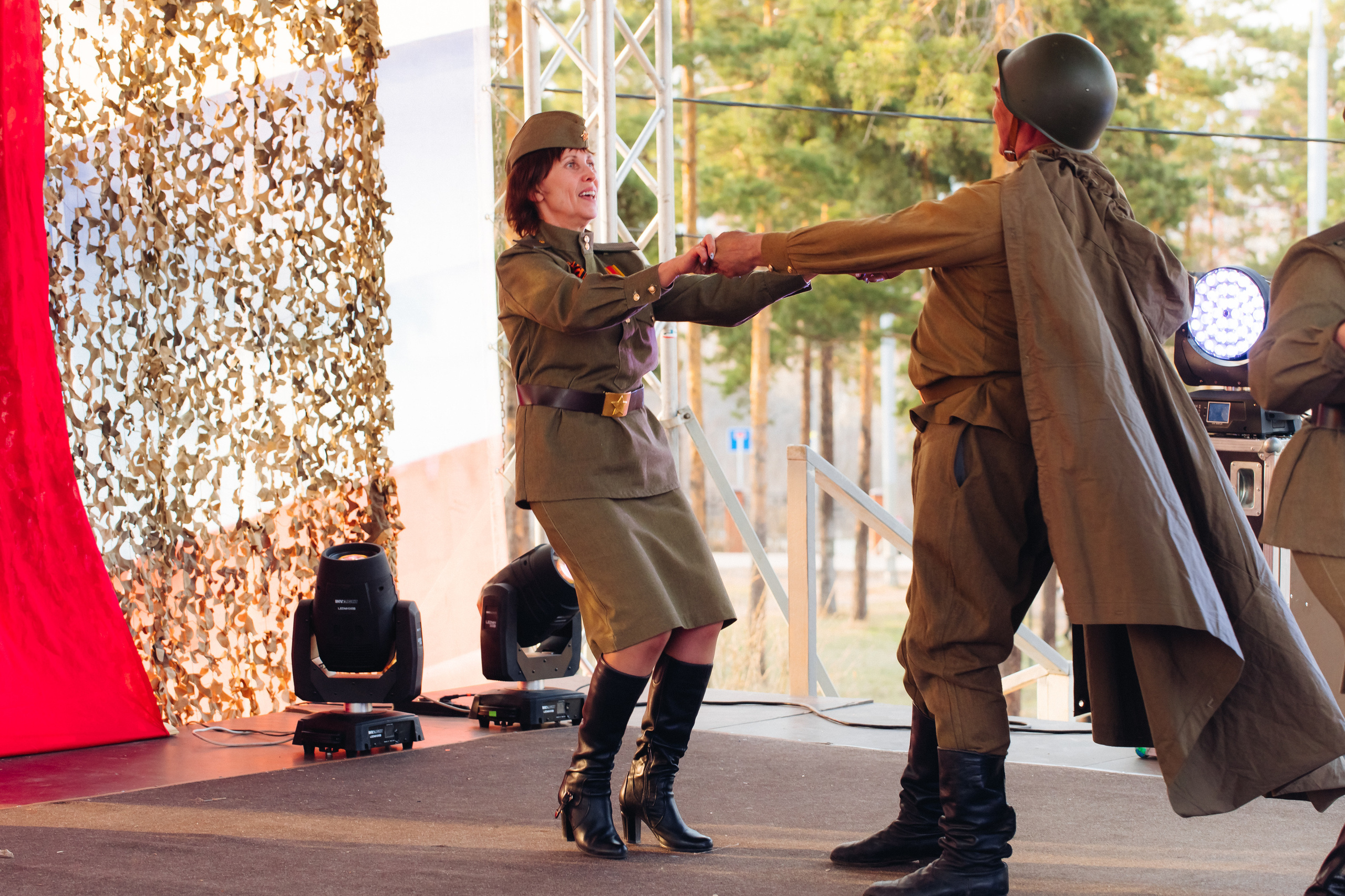 Празднование «Дня Победы» в парке Юбилейный. Свадебный и семейный фотограф в Улан-Удэ