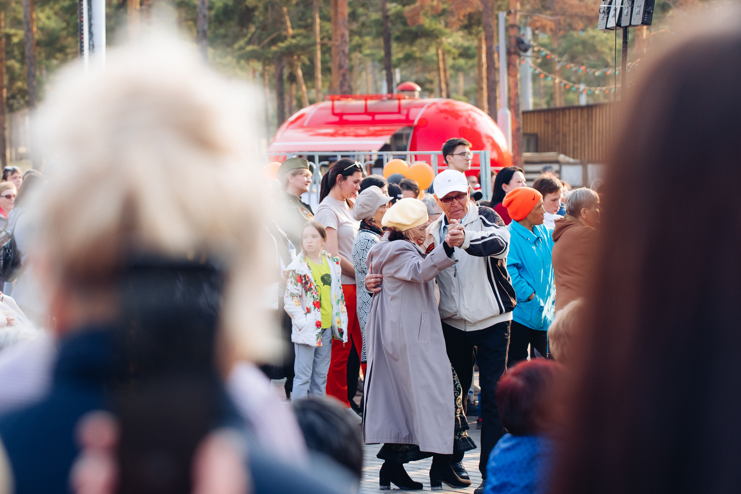 Празднование «Дня Победы» в парке Юбилейный. Свадебный и семейный фотограф в Улан-Удэ