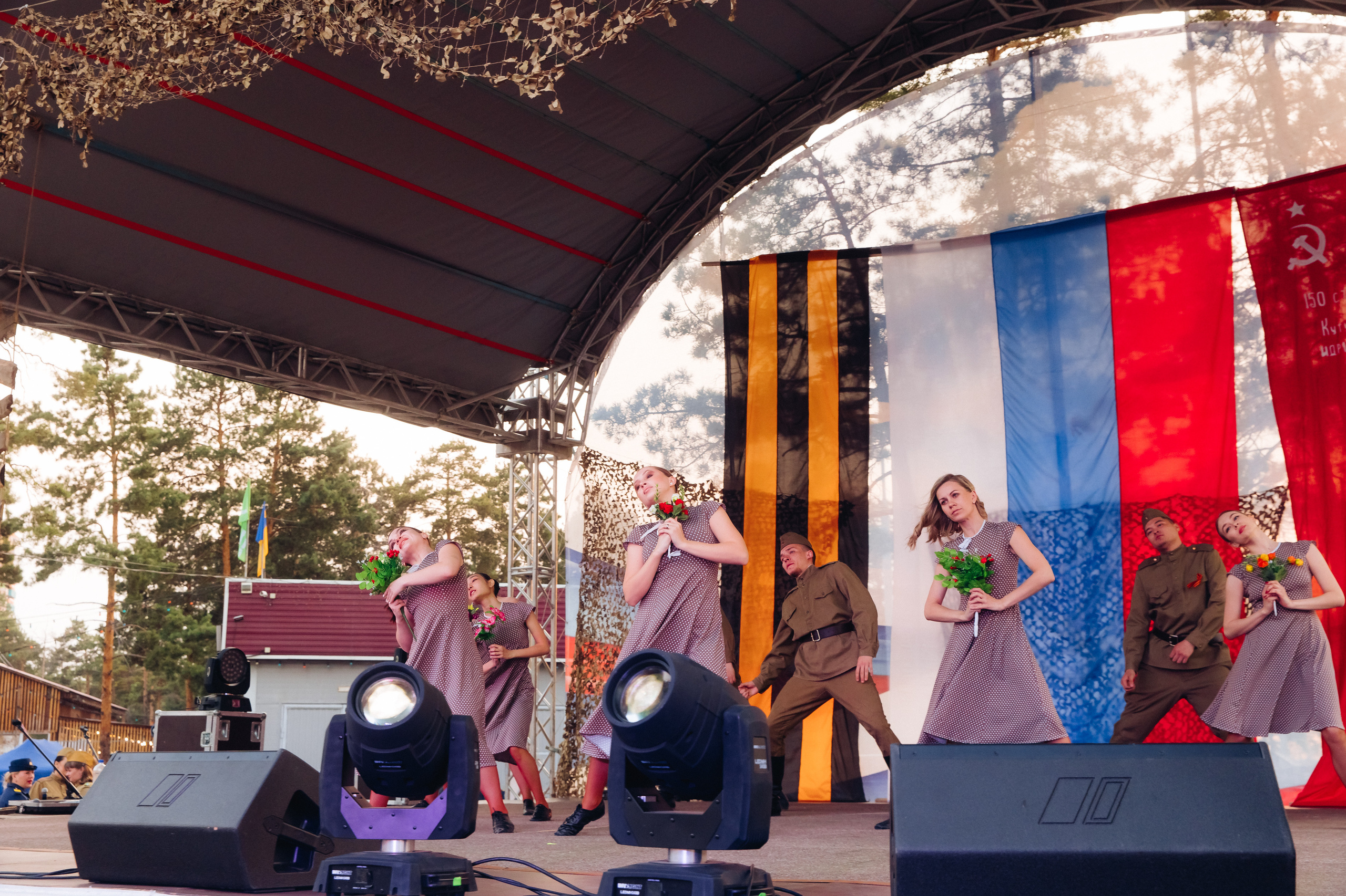 Празднование «Дня Победы» в парке Юбилейный. Свадебный и семейный фотограф в Улан-Удэ