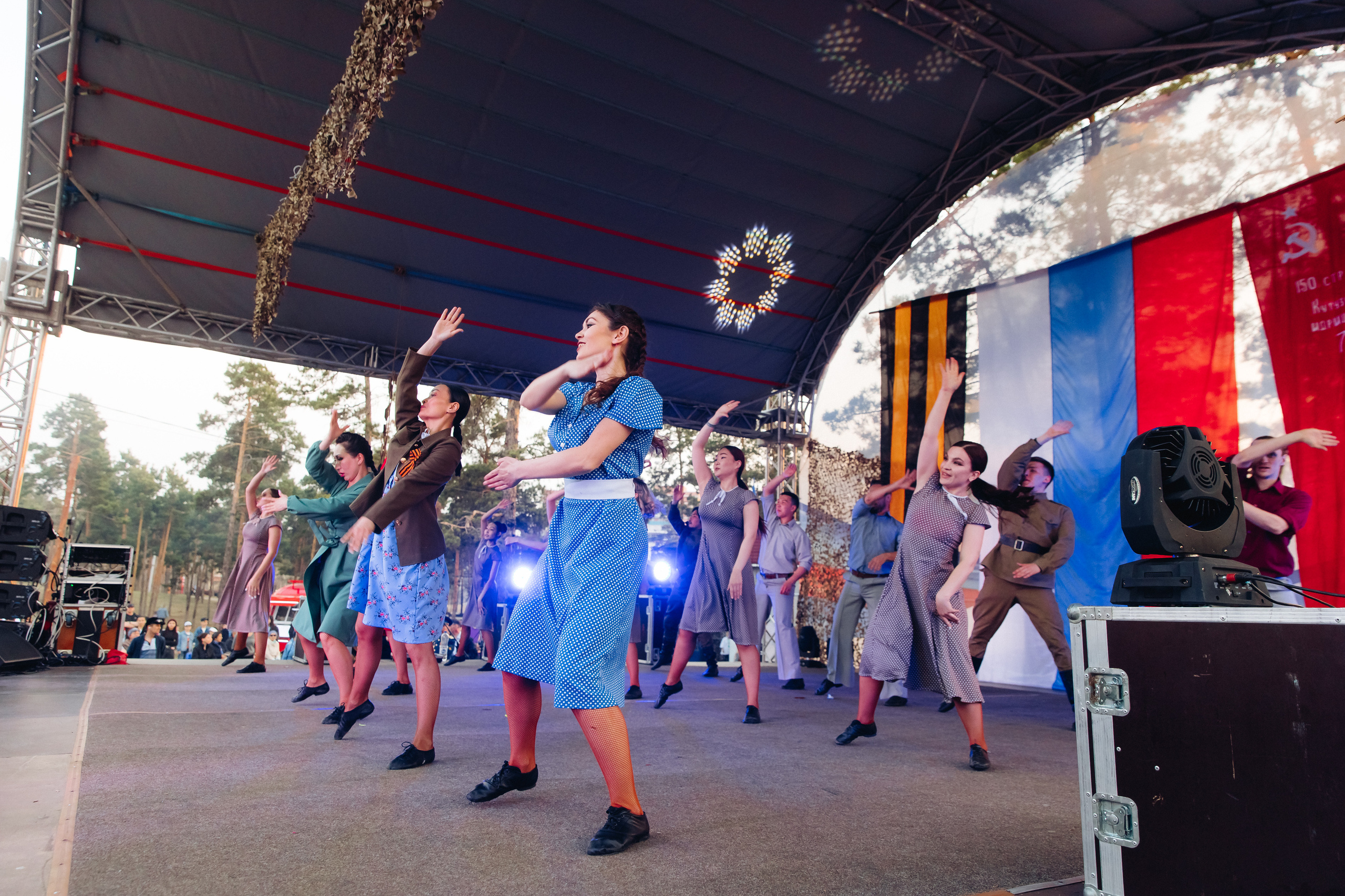 Празднование «Дня Победы» в парке Юбилейный. Свадебный и семейный фотограф в Улан-Удэ