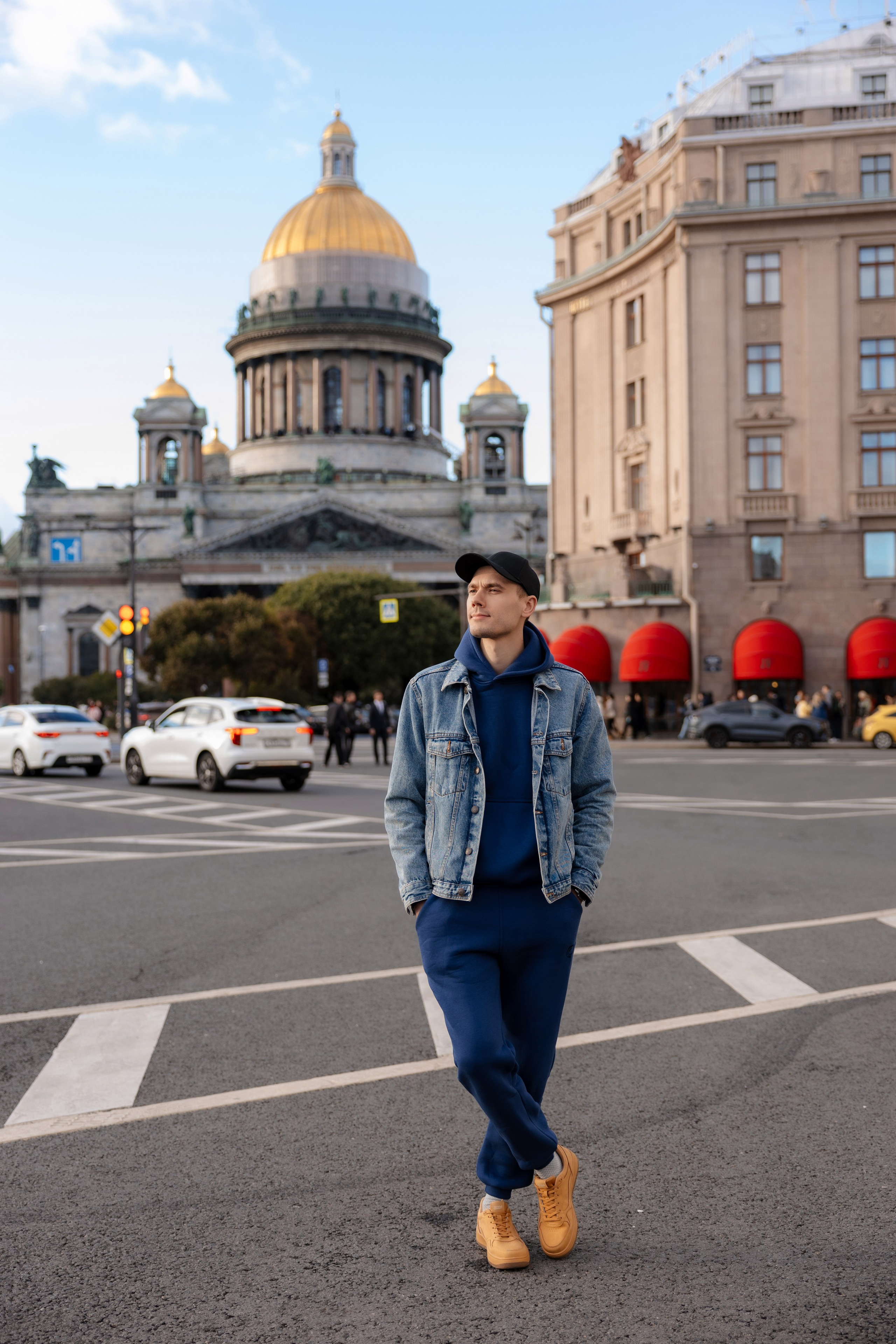 1. Фотостудия GLAMUS.RU