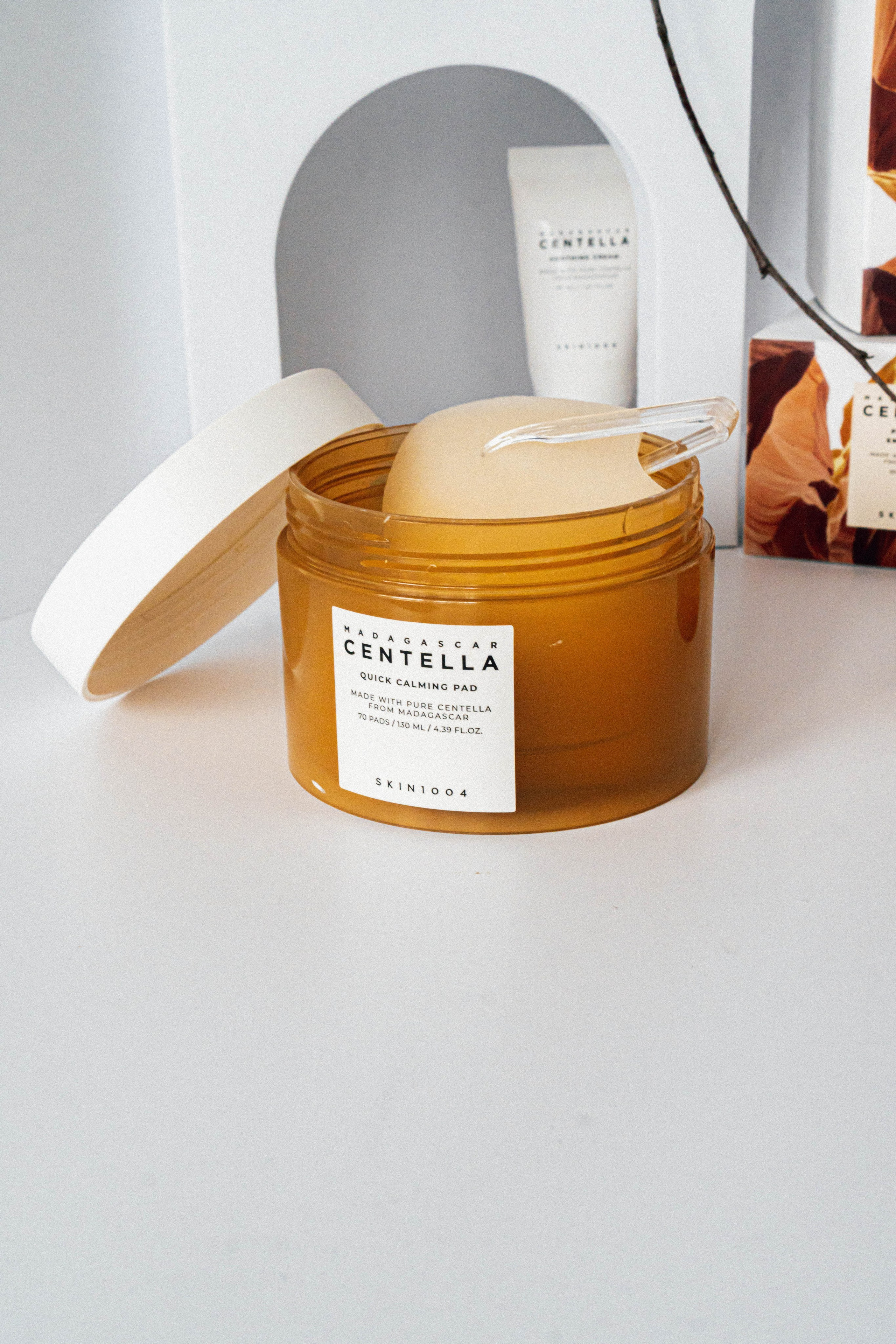 Уходовая косметика. Предметный фотограф Санкт-Петербург