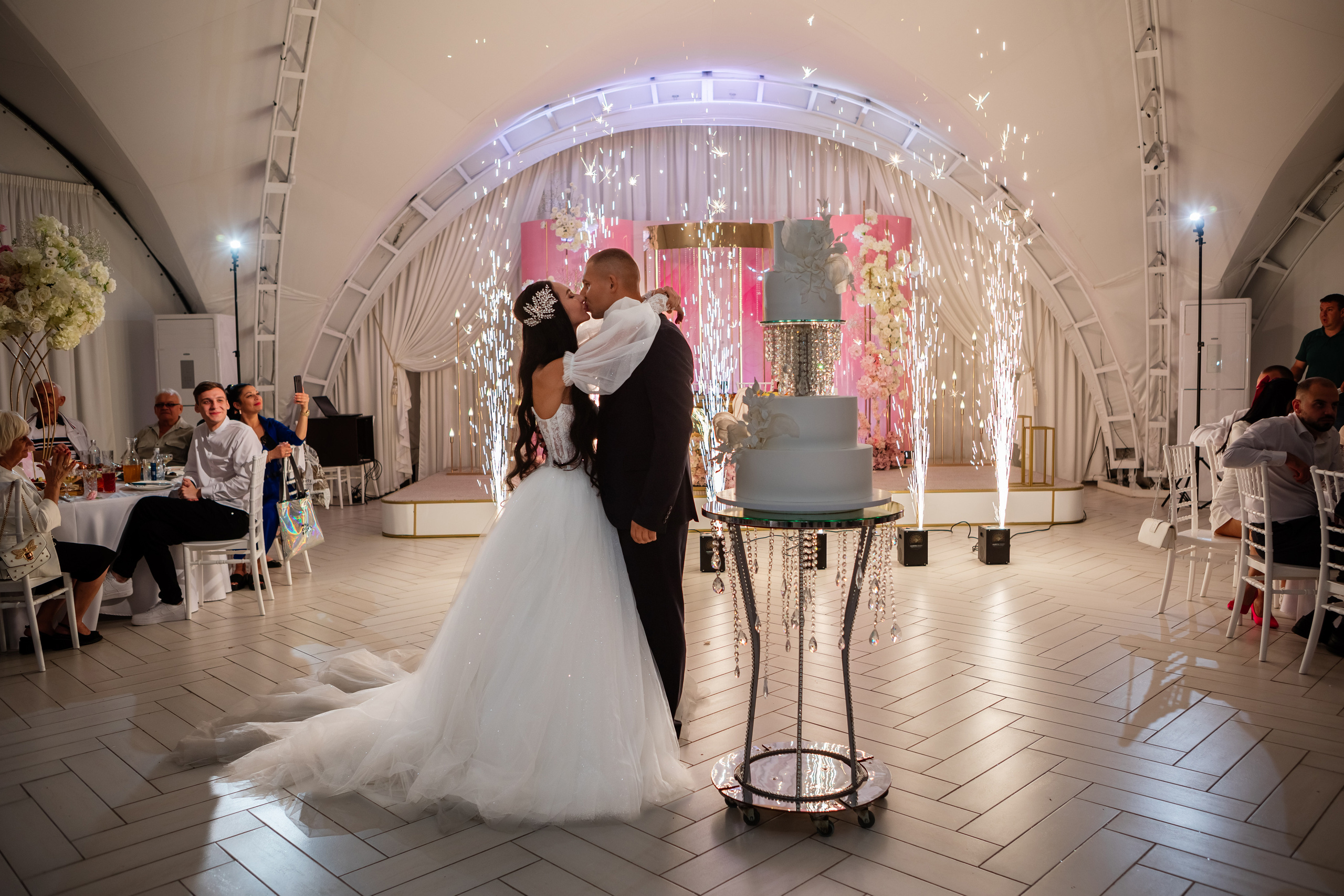 Влад и Таня — Анонс Свадьбы. Свадебный фотограф, фотосъемка в Крыму, Севастополе, Симферополе, Ялте