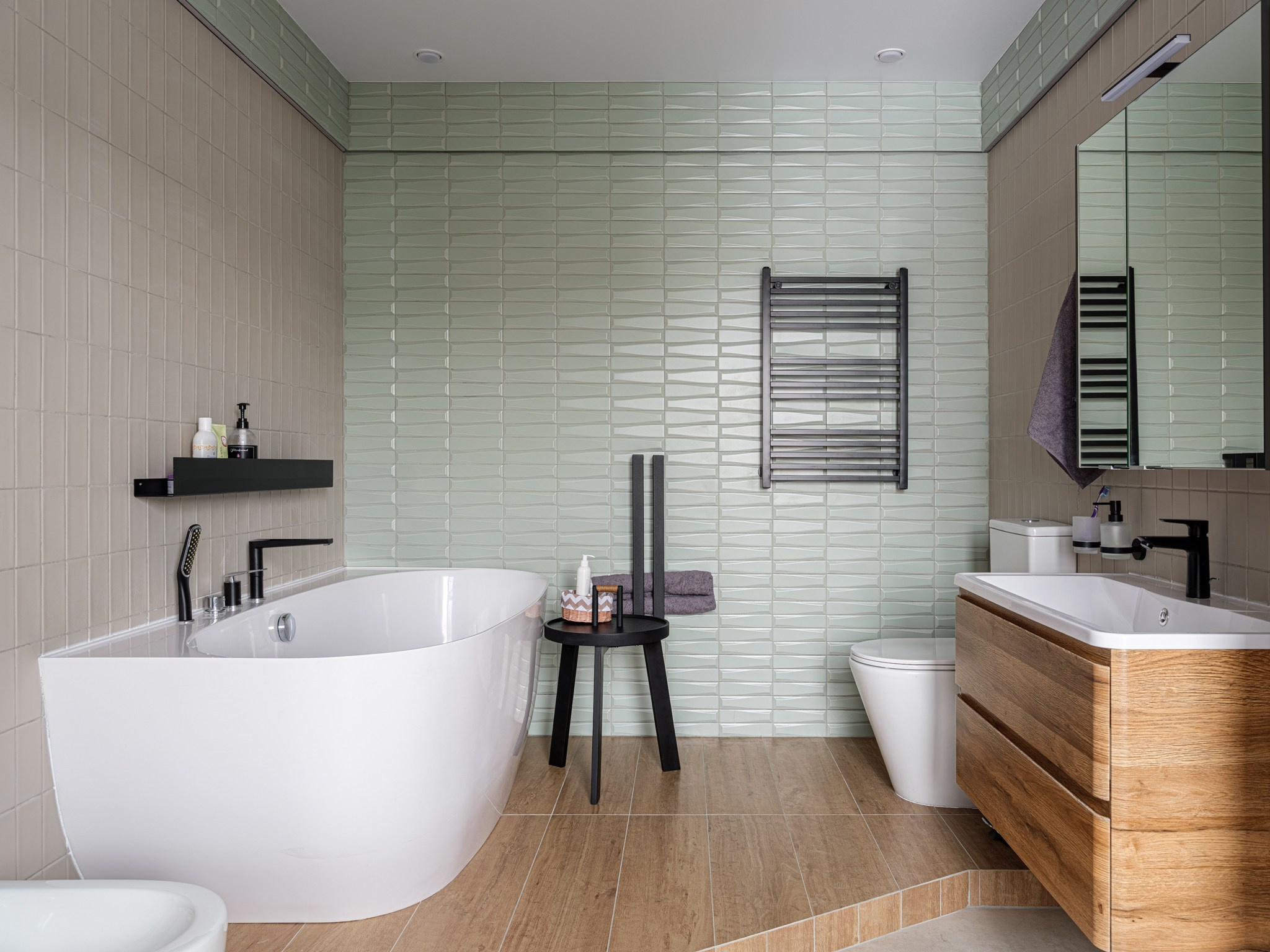 Небольшой дом: Анастасия Филиппова, Олеся Миколаец, студия FAM Design. Фотограф Василий Буланов