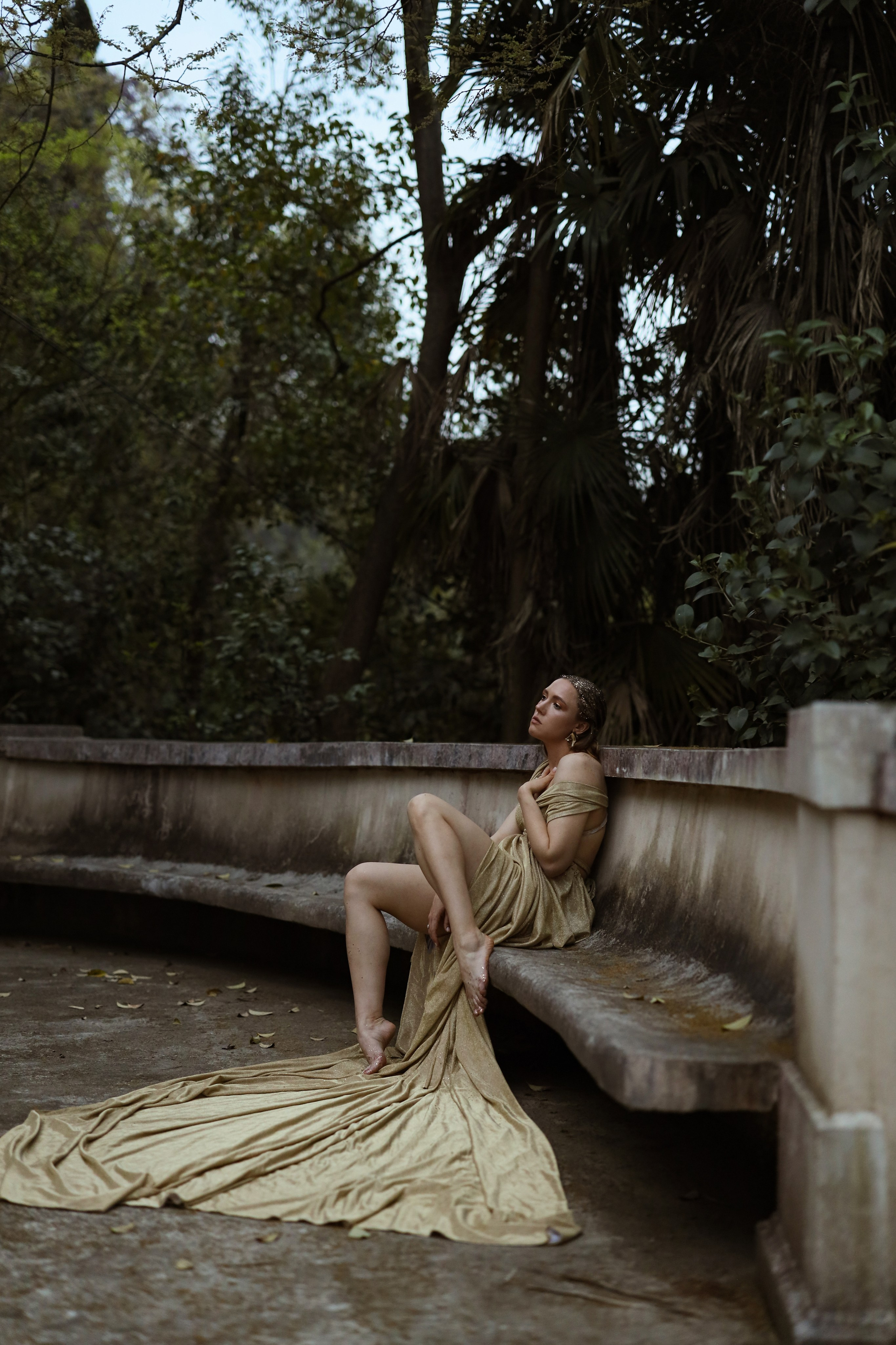 Фотосессия в заброшенном здании для Софии, Сухум, Абхазия. Свадебный и семейный фотограф в Абхазии Жанна Соснина