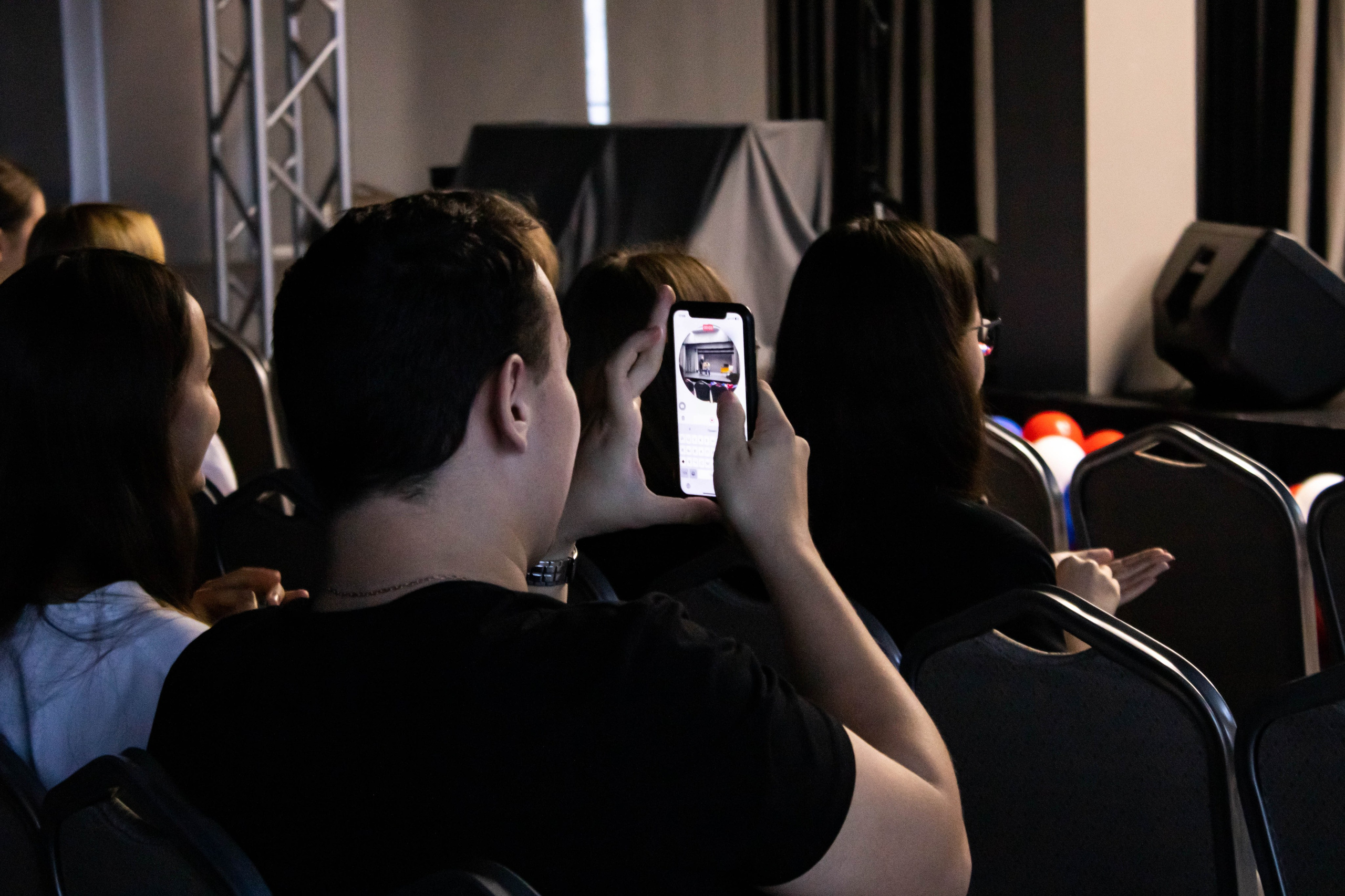 Квартирник в Екатеринбургской академии современного искусства