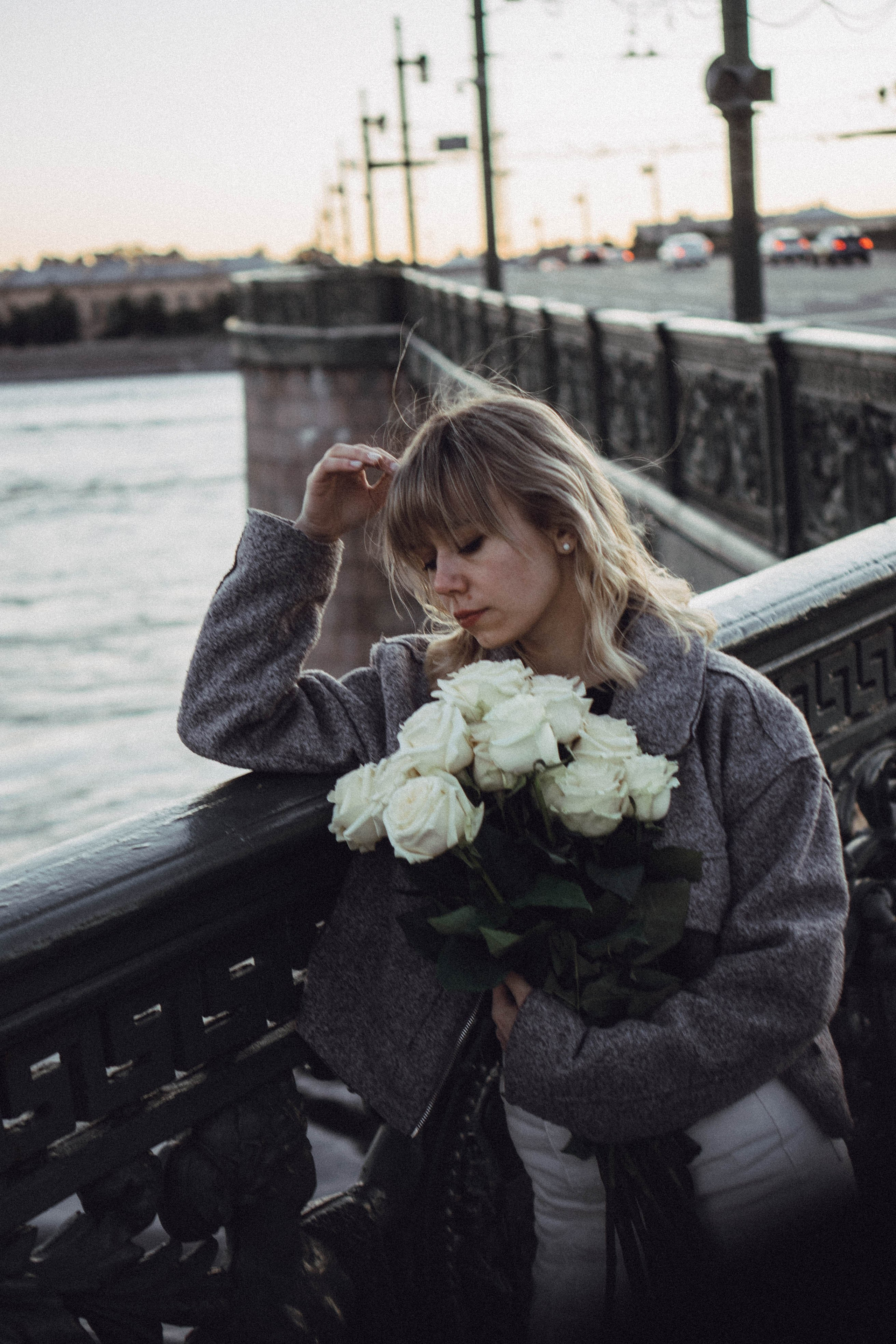 ПРОГУЛКА ПО ГОРОДУ В БЕЛЫЕ НОЧИ (другой вариант). Профессиональный фотограф, Санкт-Петербург — Виктория Богомолова