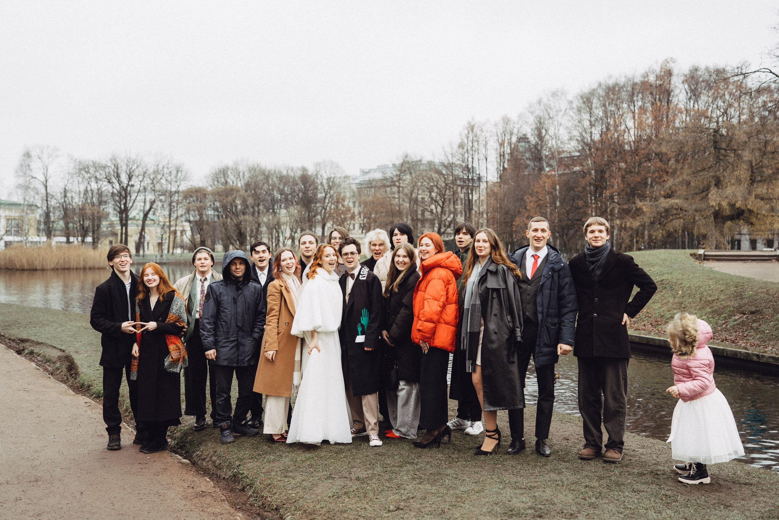 СВАДЕБНАЯ СЬЕМКА ВО ВТОРОМ ДВОРЦЕ С ГОСТЯМИ И ПРОГУЛКА В ТАВРИЧЕСКОМ САДУ. Профессиональный фотограф, Санкт-Петербург — Виктория Богомолова