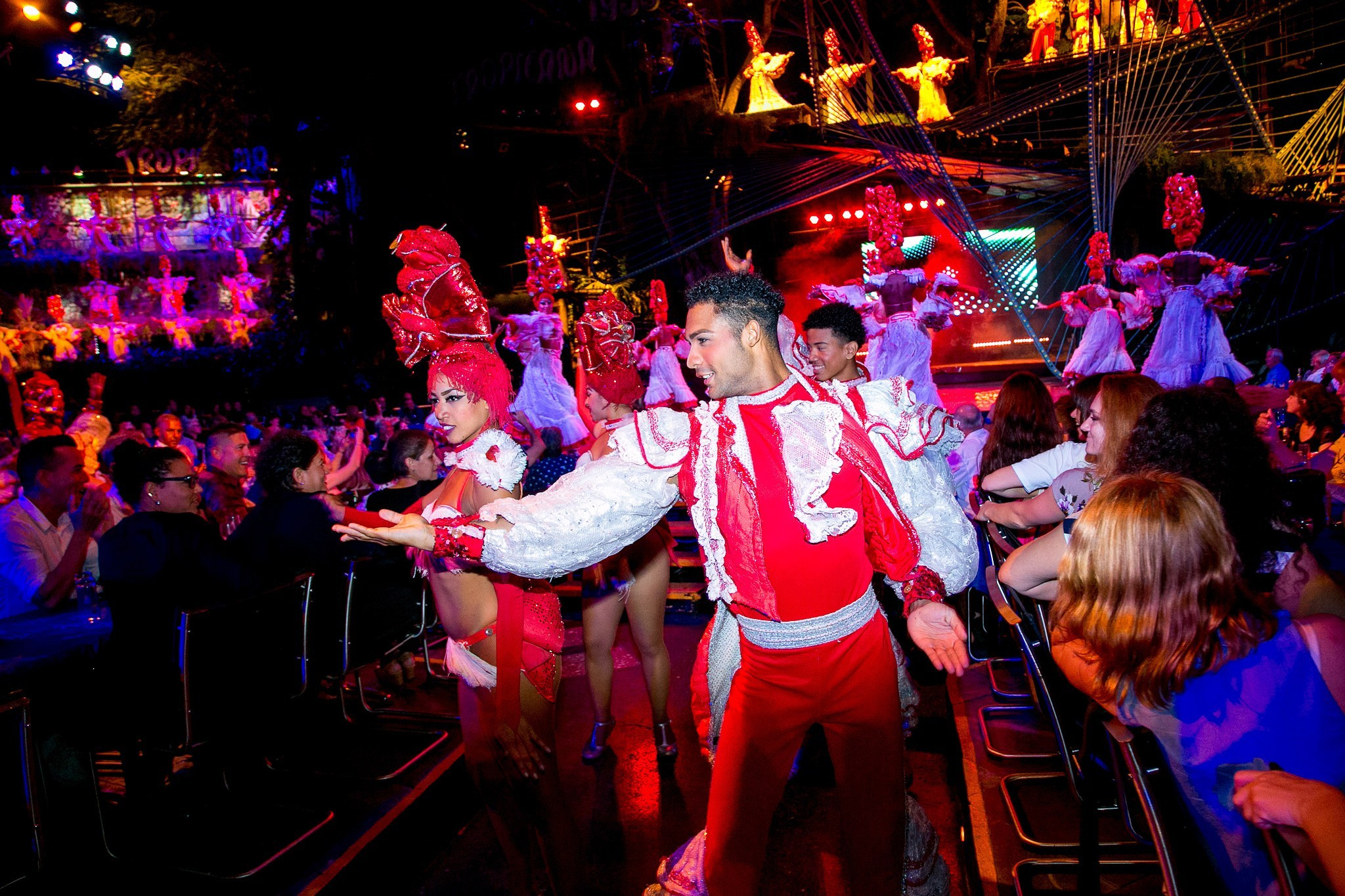 *Entertainment. Фотограф в MICE Дмитрий Плисов