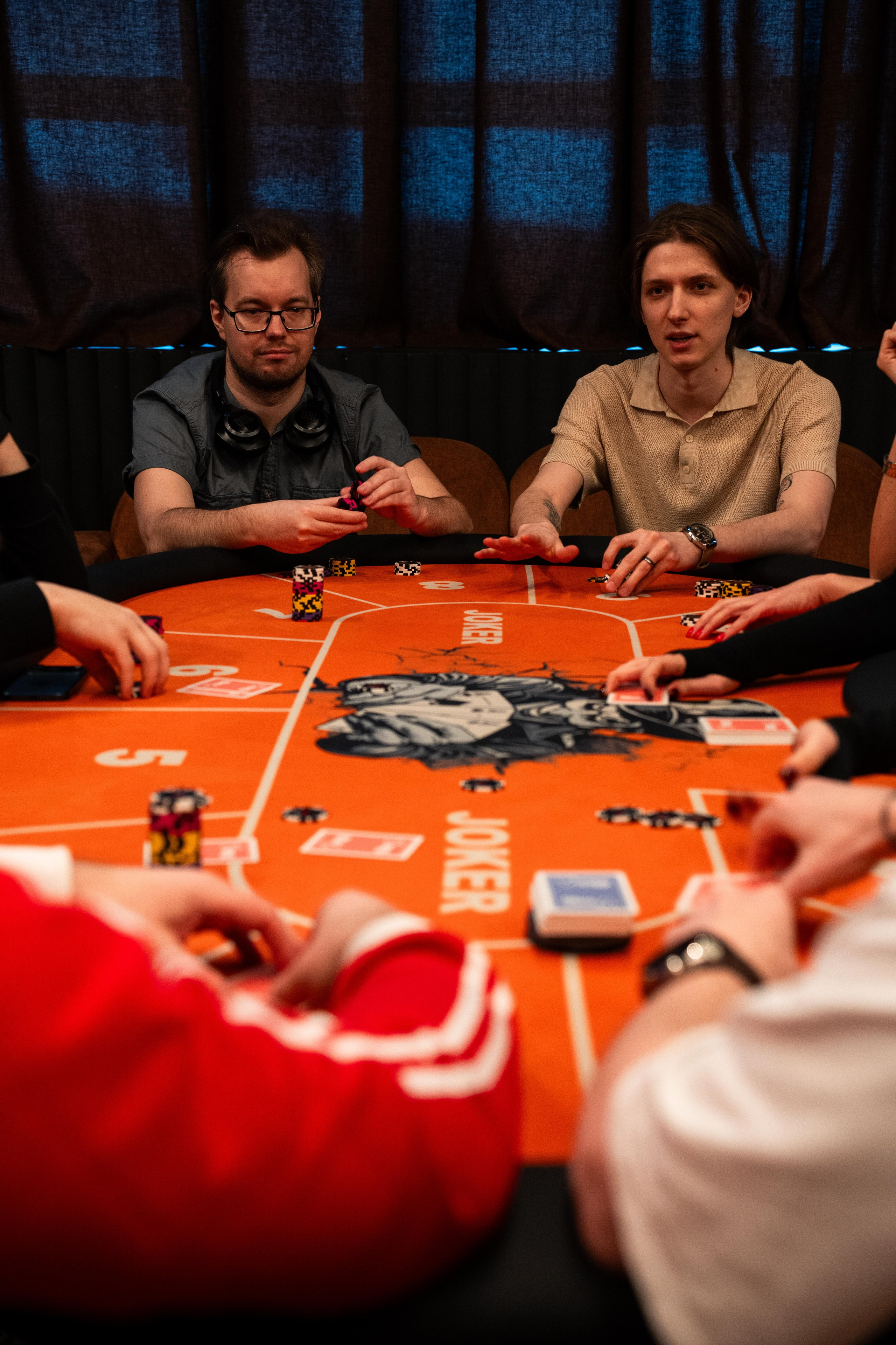 Joker Poker Club 01.03.2026. Коммерческий и художественный фотограф и видеограф в Москве Арсений Тургенев