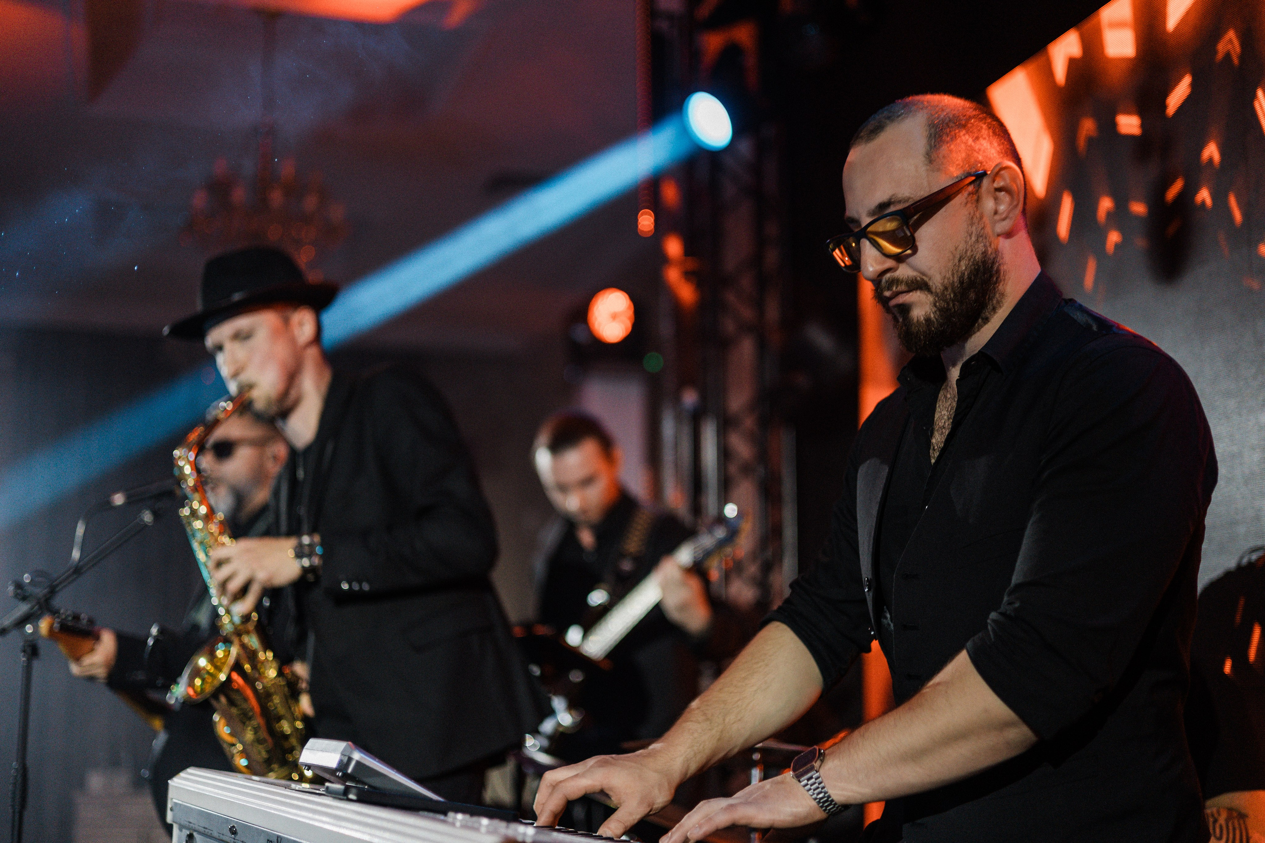 Кавер-группа на свадьбу, корпоратив, бизнес-мероприятие|Краснодар, Ростов, Сочи, Крым