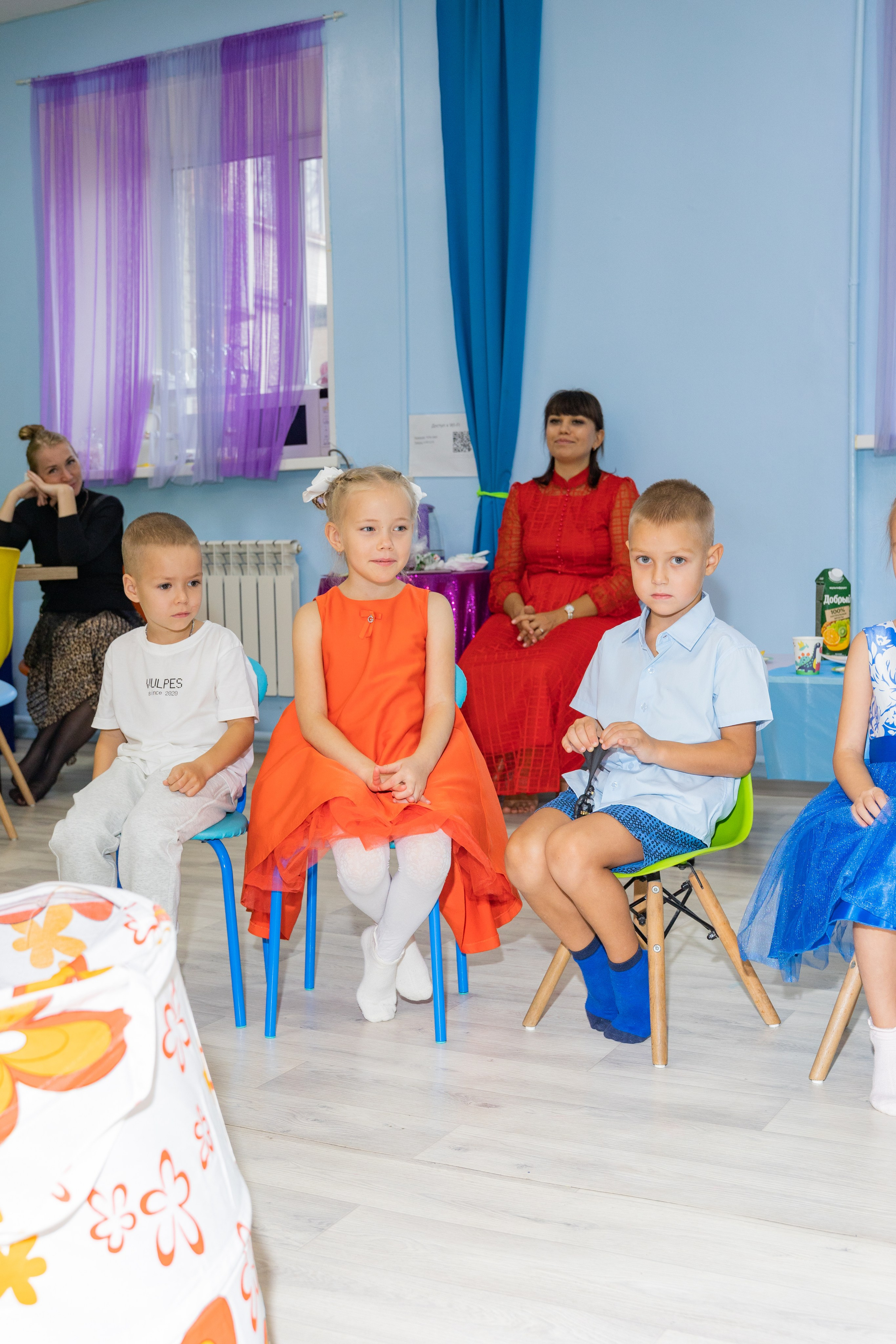 День Рождение в детском центре Качели. Выпускные альбомы во Владивостоке