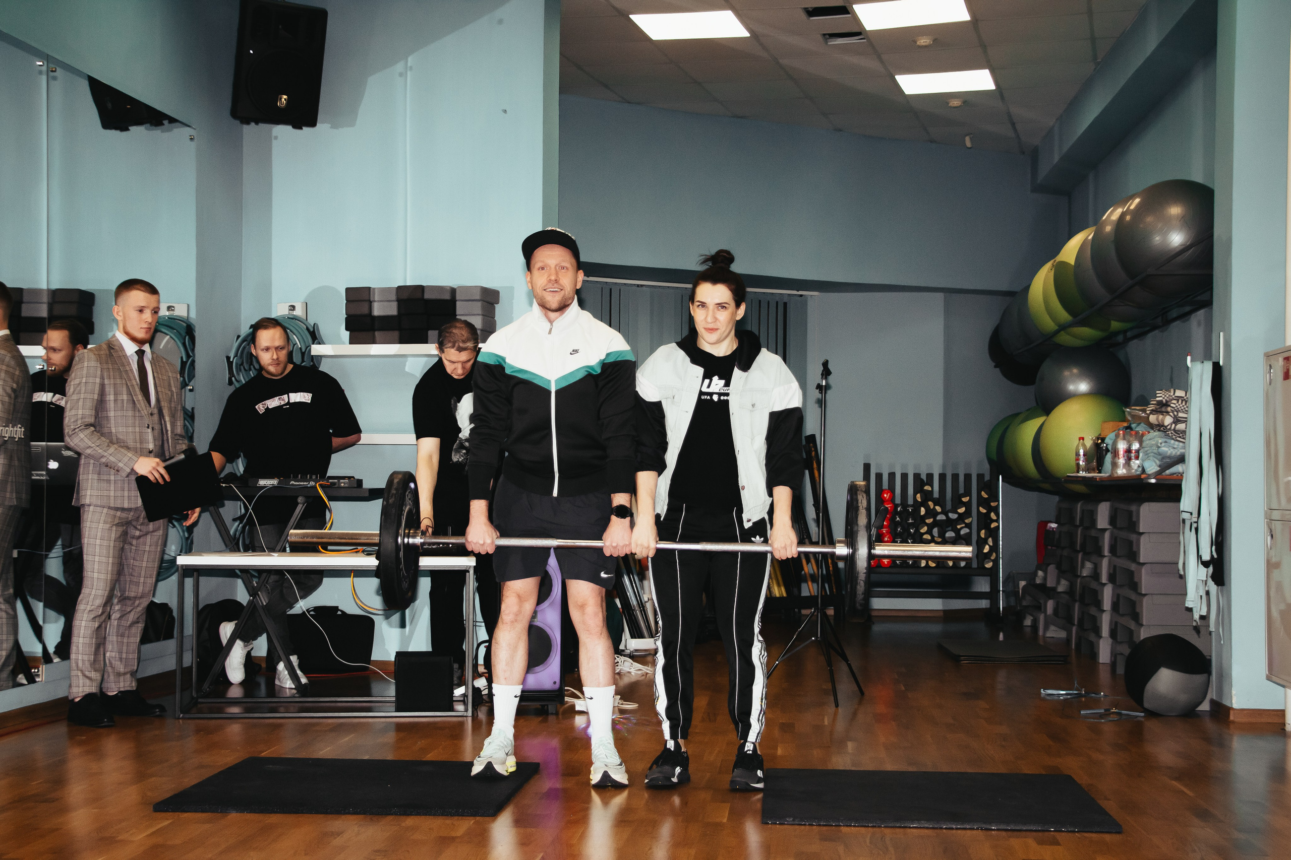 День Рождения фитнес-клуба Bright fit, репортажная съемка Екатеринбург. Фотограф в Екатеринбурге Пойгина Елена