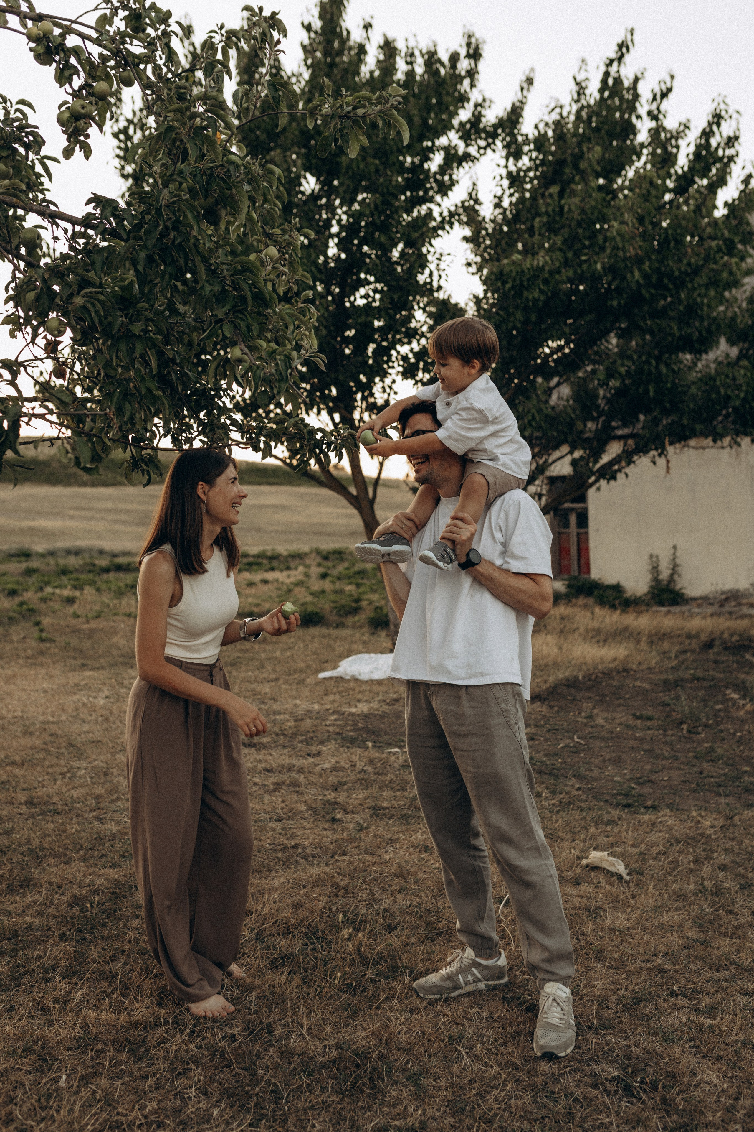 Миша Таня и Лев на ферме. Семейный фотограф в Новороссийске и Анапе Александра Яковлева