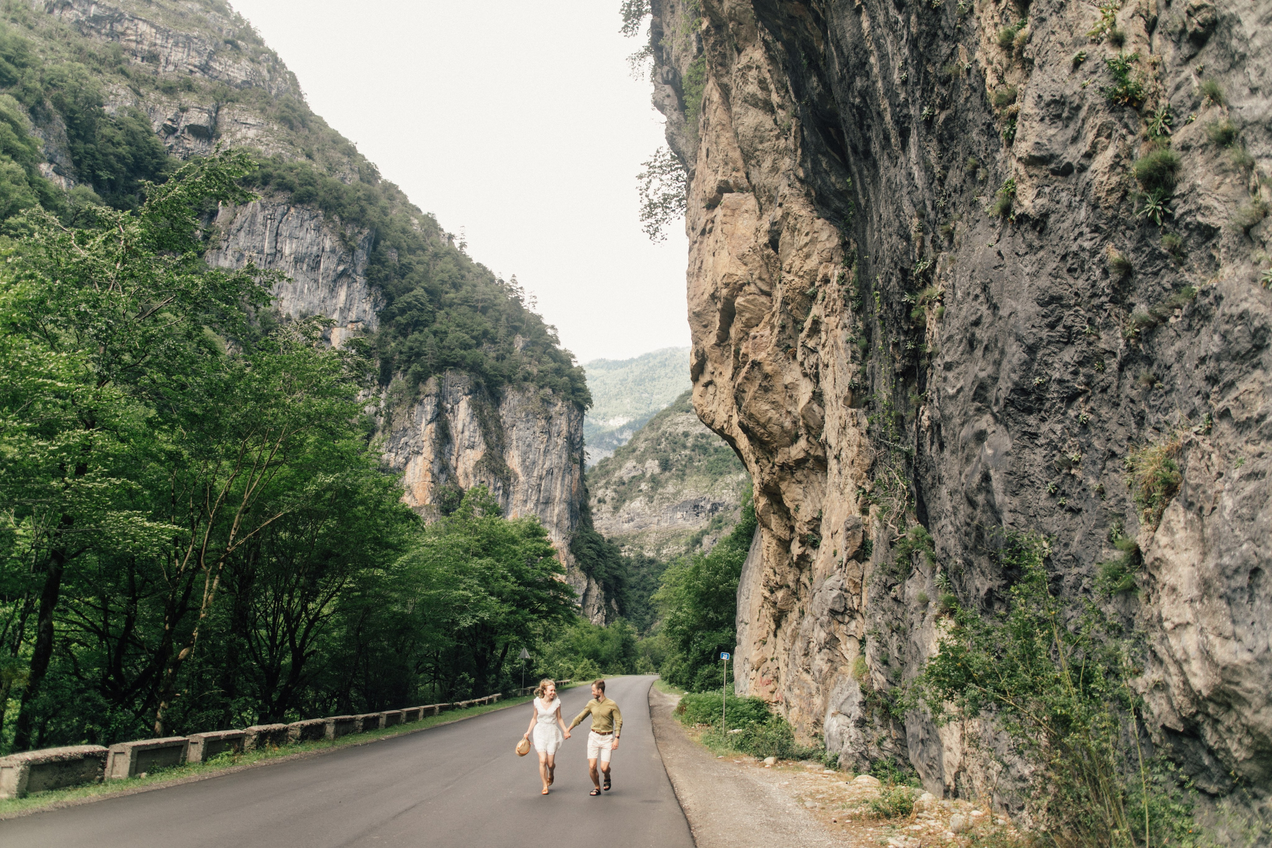 Рица Катер Луга 20т. RetroChic Фото