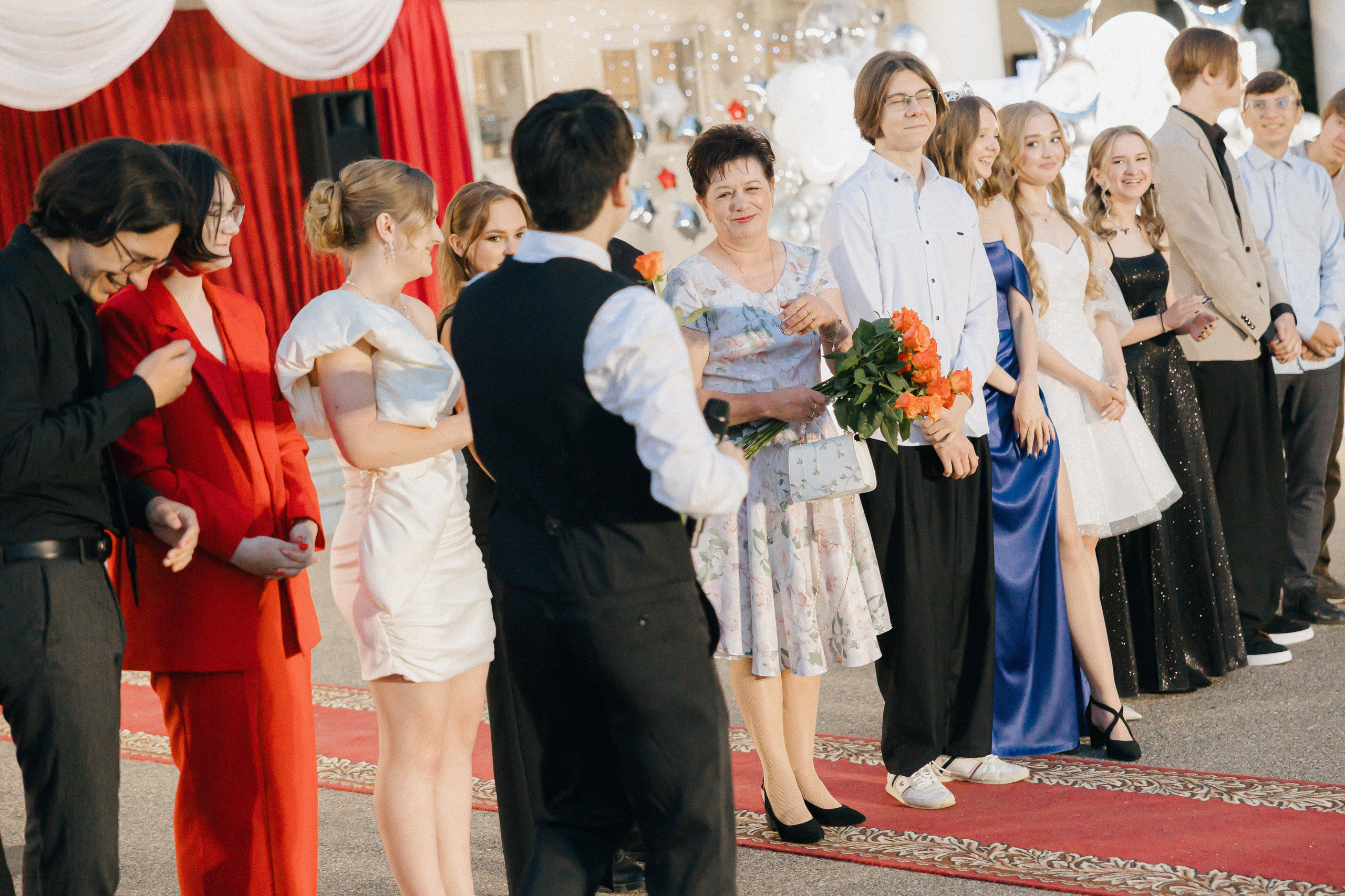 Вручение аттестатов. Свадебный фотограф Роман Еремеев