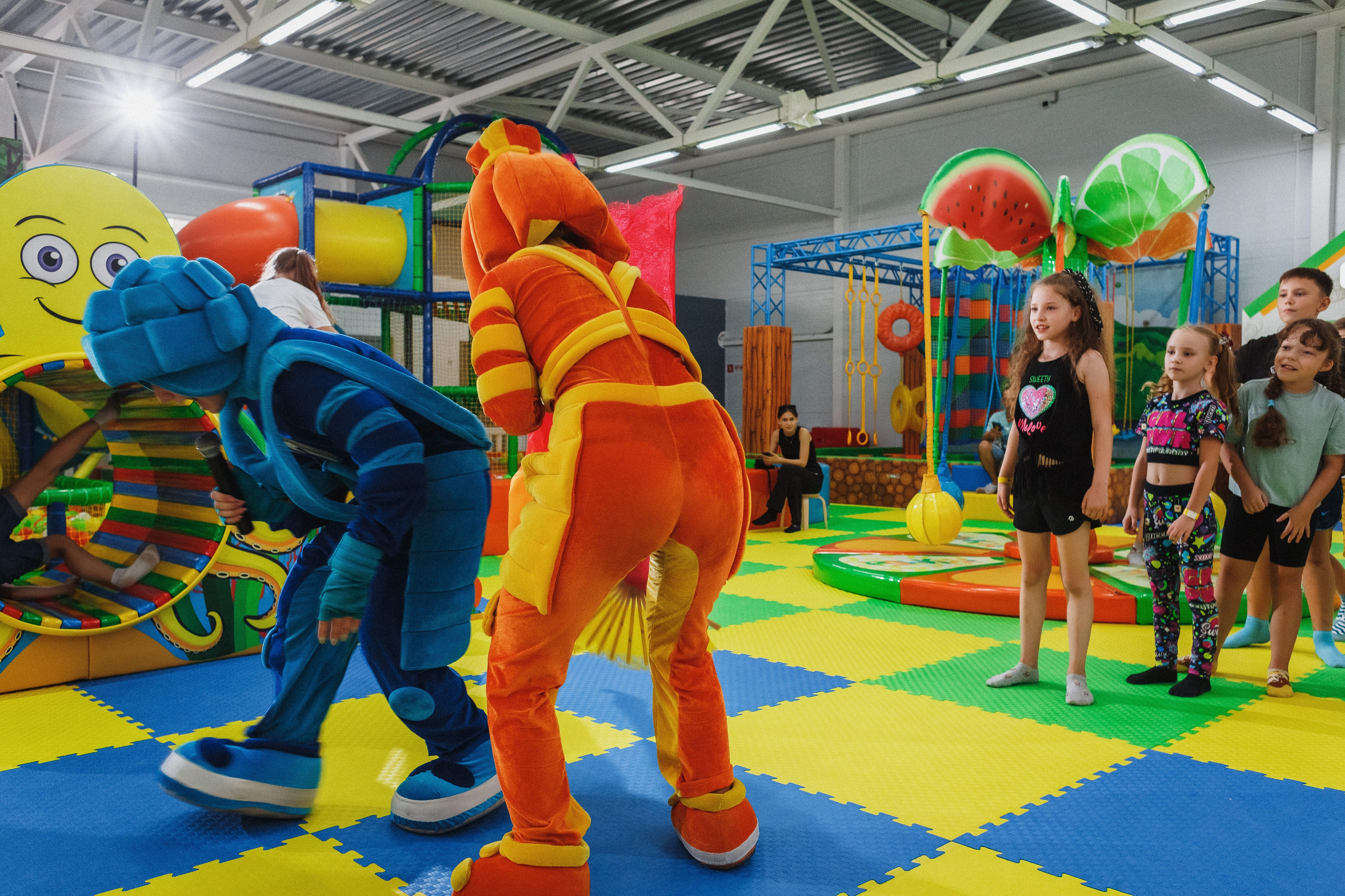 Волшебные моменты: детский праздник в игровой Клумба, Таганрог. Свадебный и семейный фотограф в Таганроге Бакарюк Антон