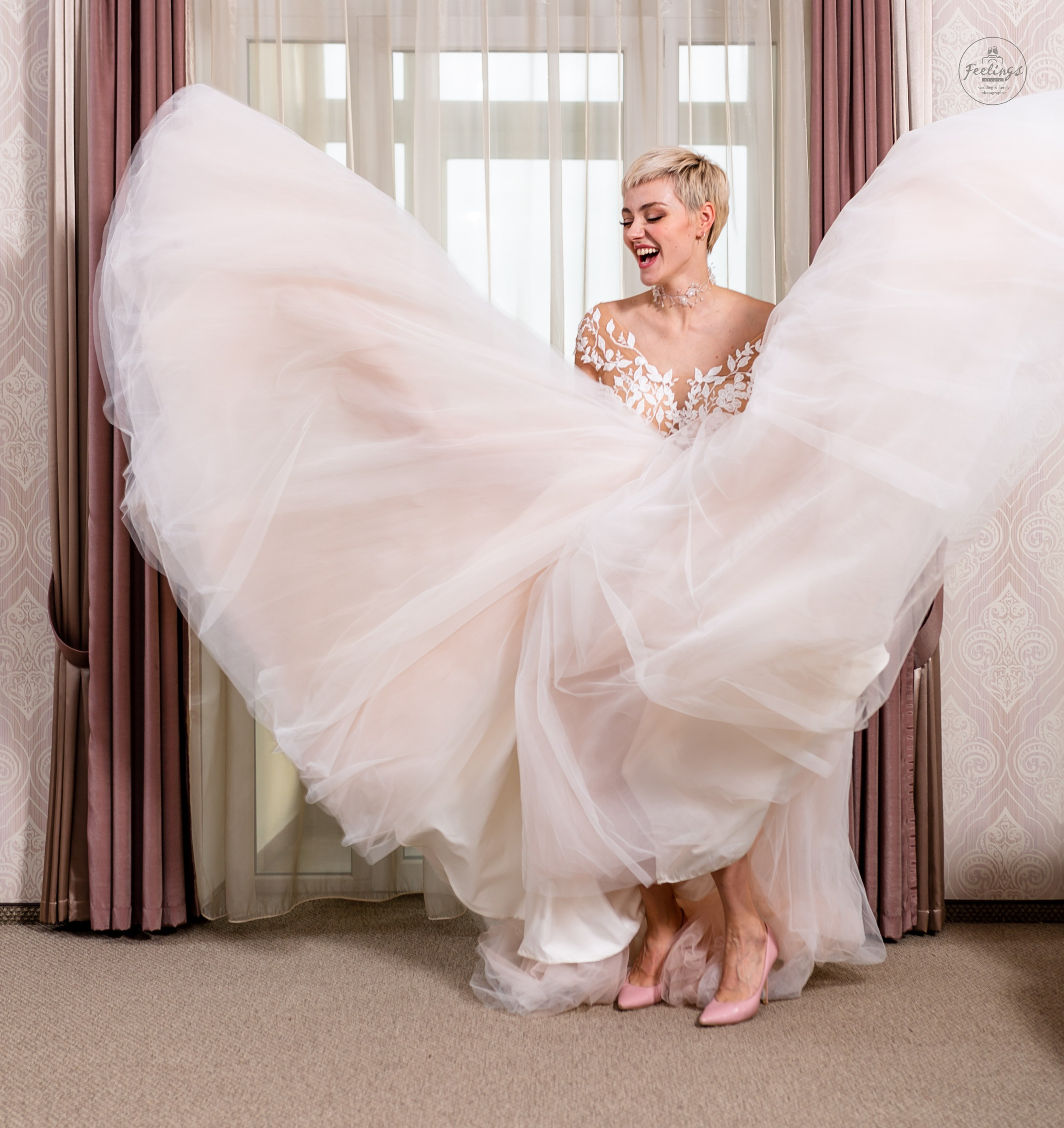 Элона и Евгений. Главная