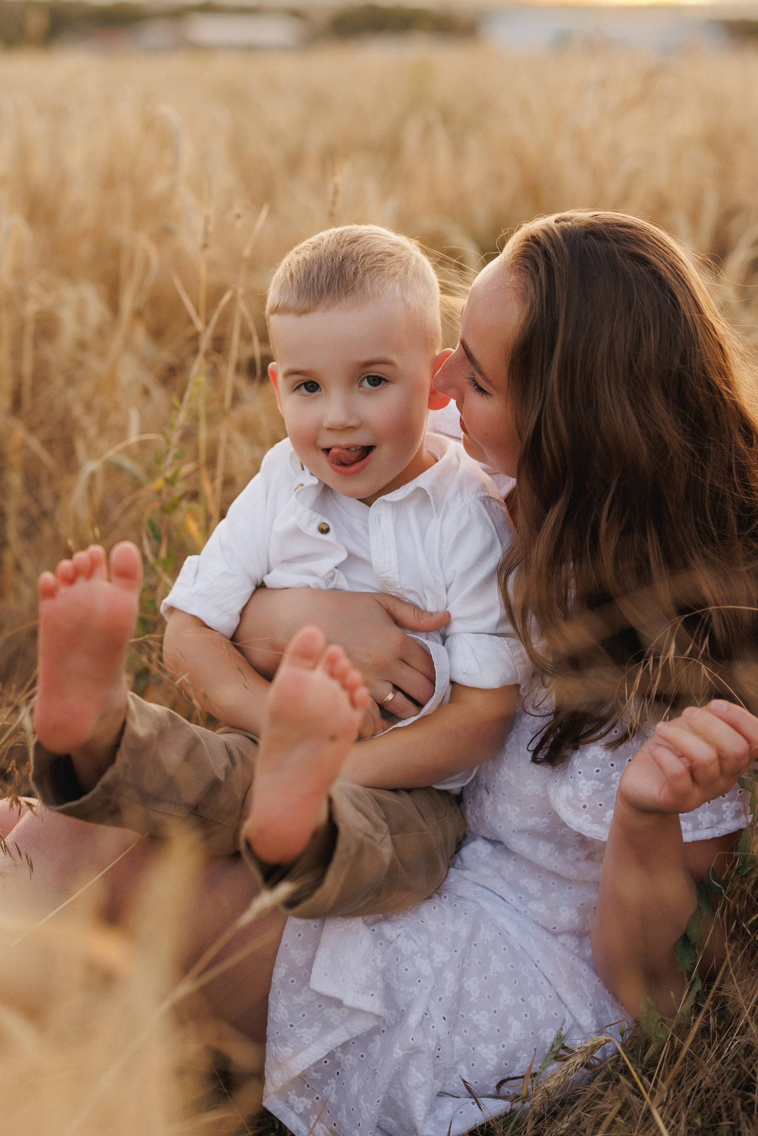 Пшеничное поле, семьи. Семейный и детский фотограф в Краснодаре Анна Трашкова