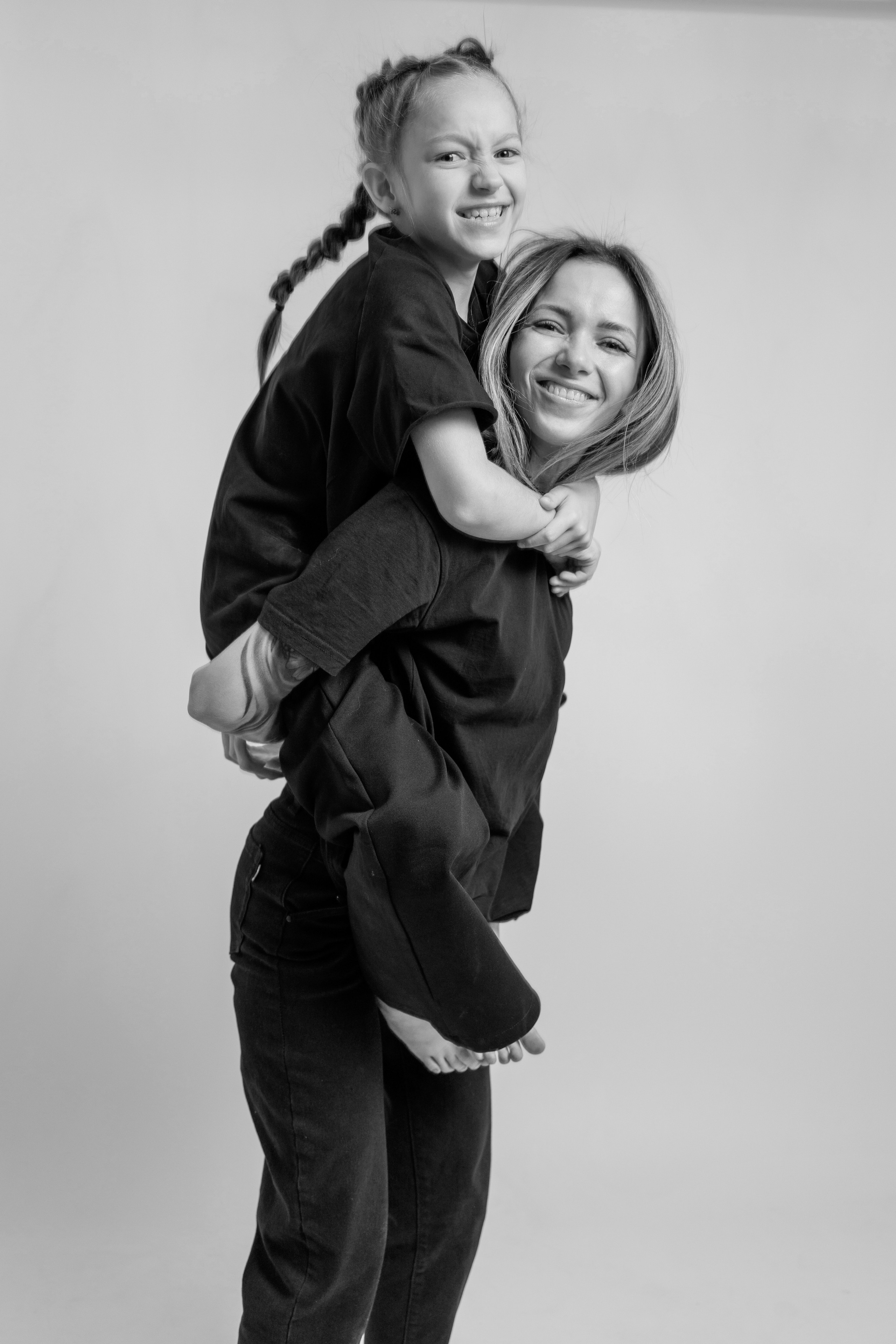 Семейная фотосессия студия Гуково фотограф Гуково Григорий Новиков. Фотограф Гуково Григорий Новиков novikov.foto