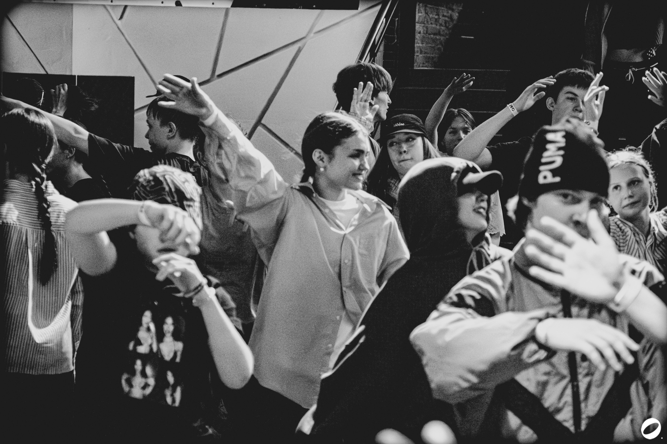 ODD.CLUB 04/04 (@youlovebu). Соня бу тебя сфоткала