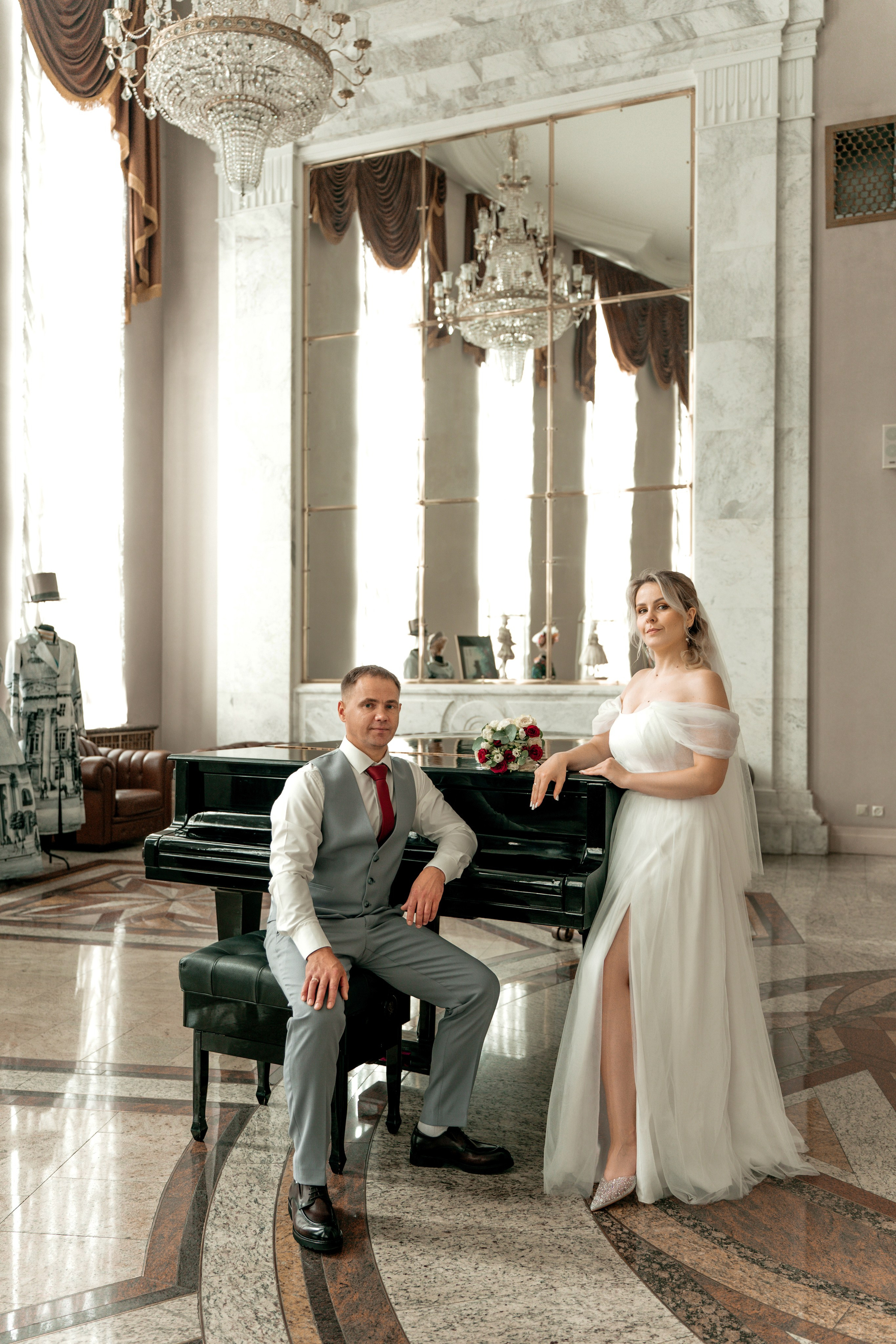 Фотосессия в театре: свадебные моменты. Ваш семейный фотограф в Минске — Вика Трегубова