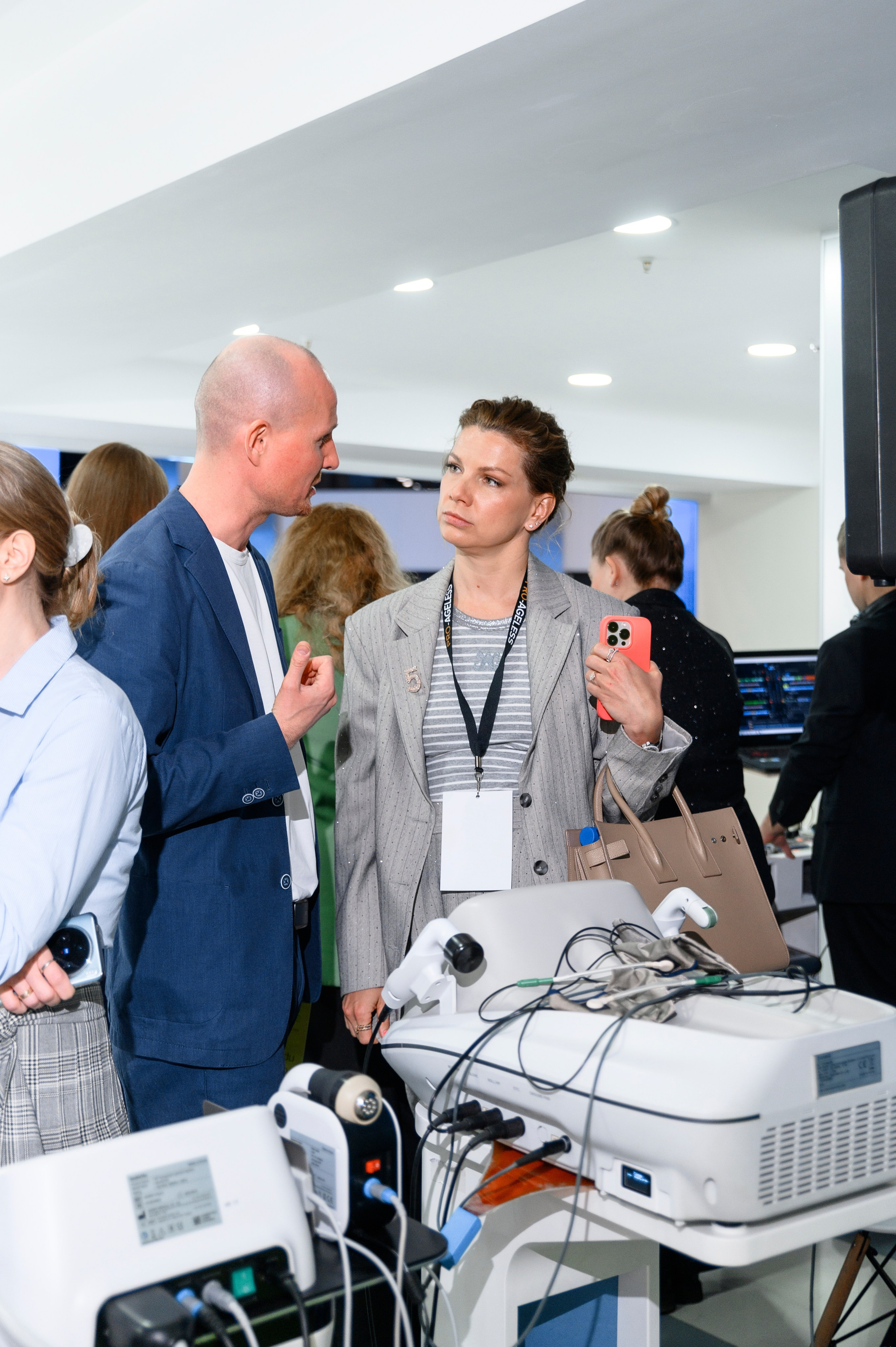 СТЕНДЫ. PRO-AGELESS