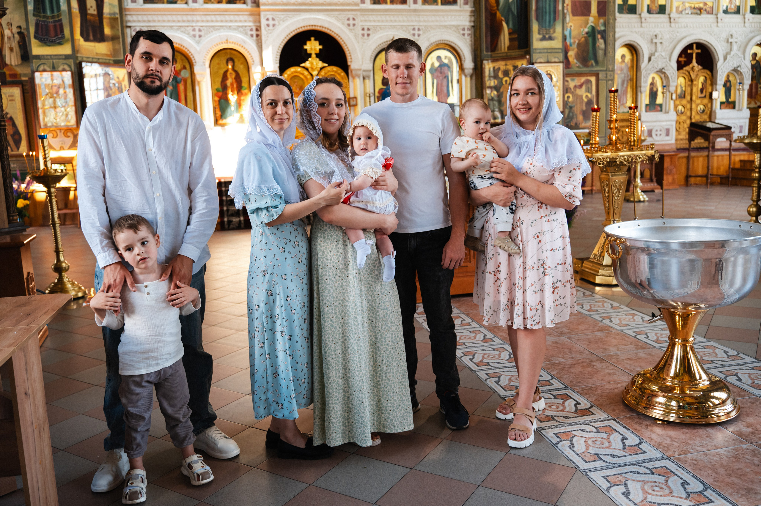 Таинство Крещения Дарьи (Храм Преполовения Пятидесятницы). Фотограф Ярута Оксана / Ростов-на-Дону