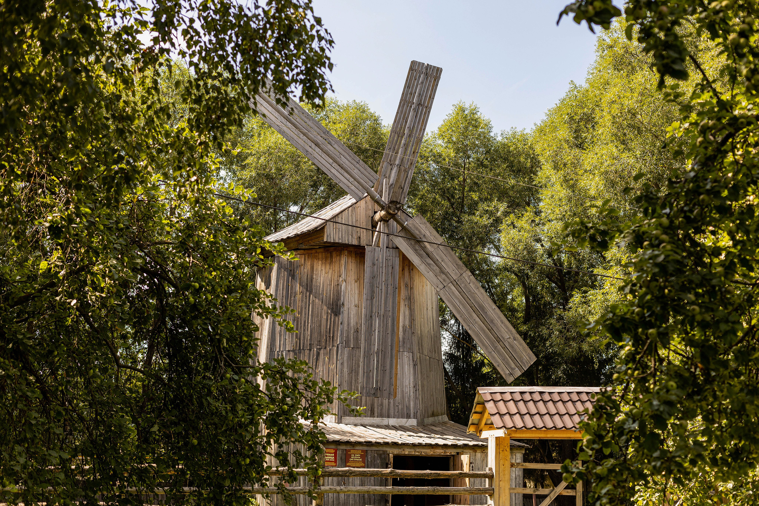 Фотосессия с Екатериной Анисимовой в Ибресинском этнографическом музее. Портретный и репортажный фотограф в Чебоксарах Андриян Чаркин