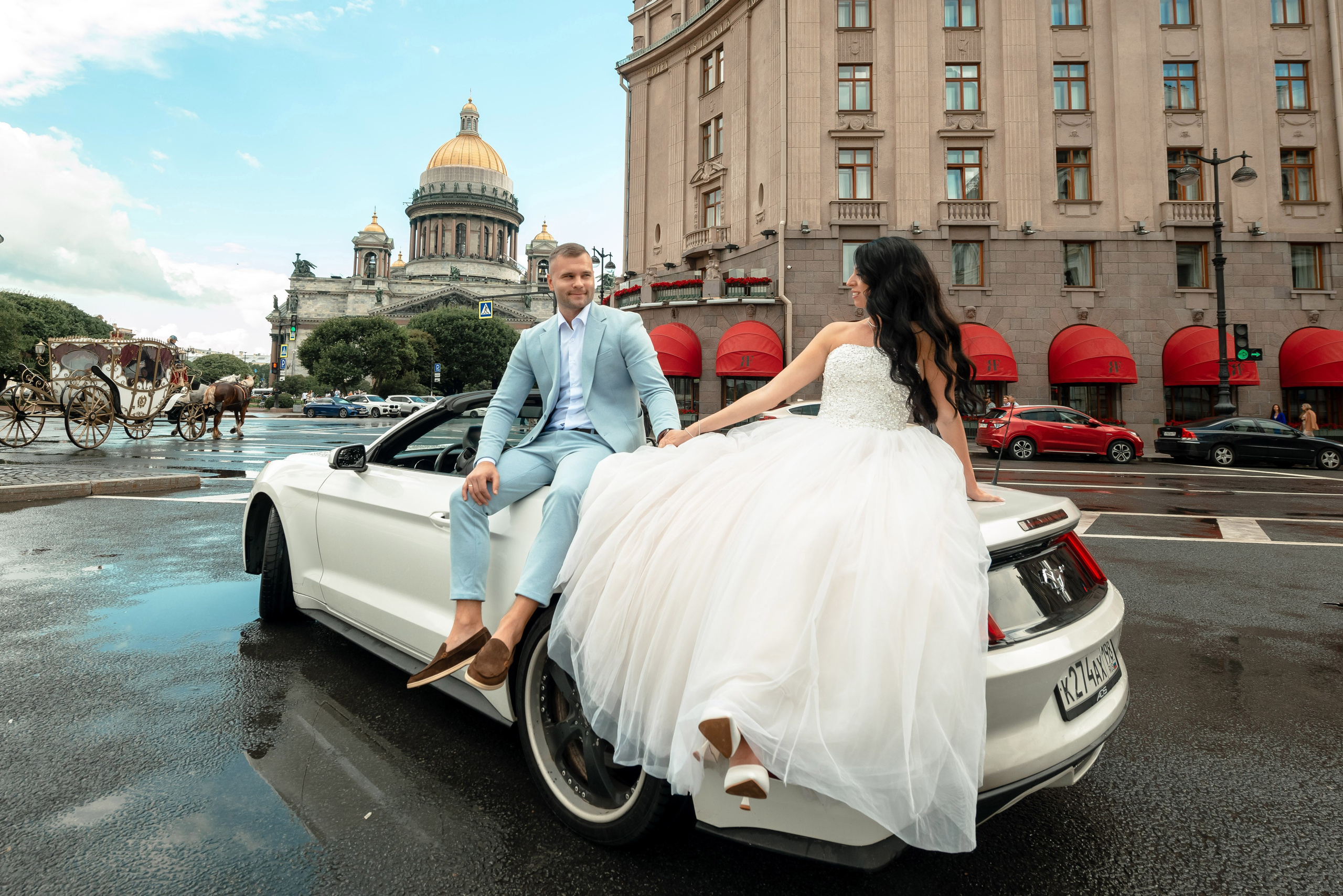 Елена и Илья (фотосессия у городской Невской Ратуши, Исаакиевская площадь). Портретный, семейный и свадебный фотограф в Санкт-Петербурге и в Пушкине Ширяев Денис