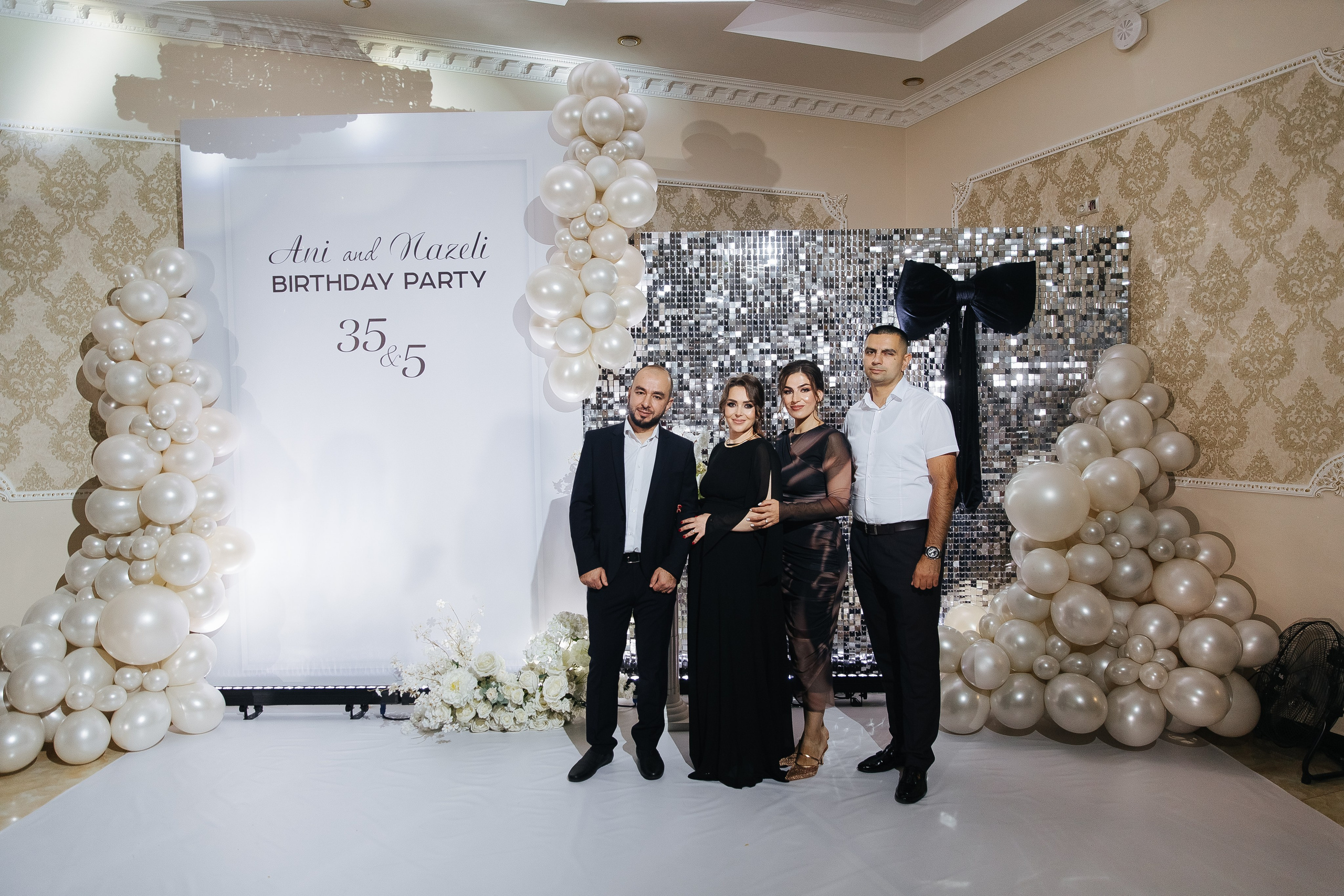 Ани и Назели. 35&5 День рождения, «Янтарь». Фотограф в Красноярске Надежда Воскресенская