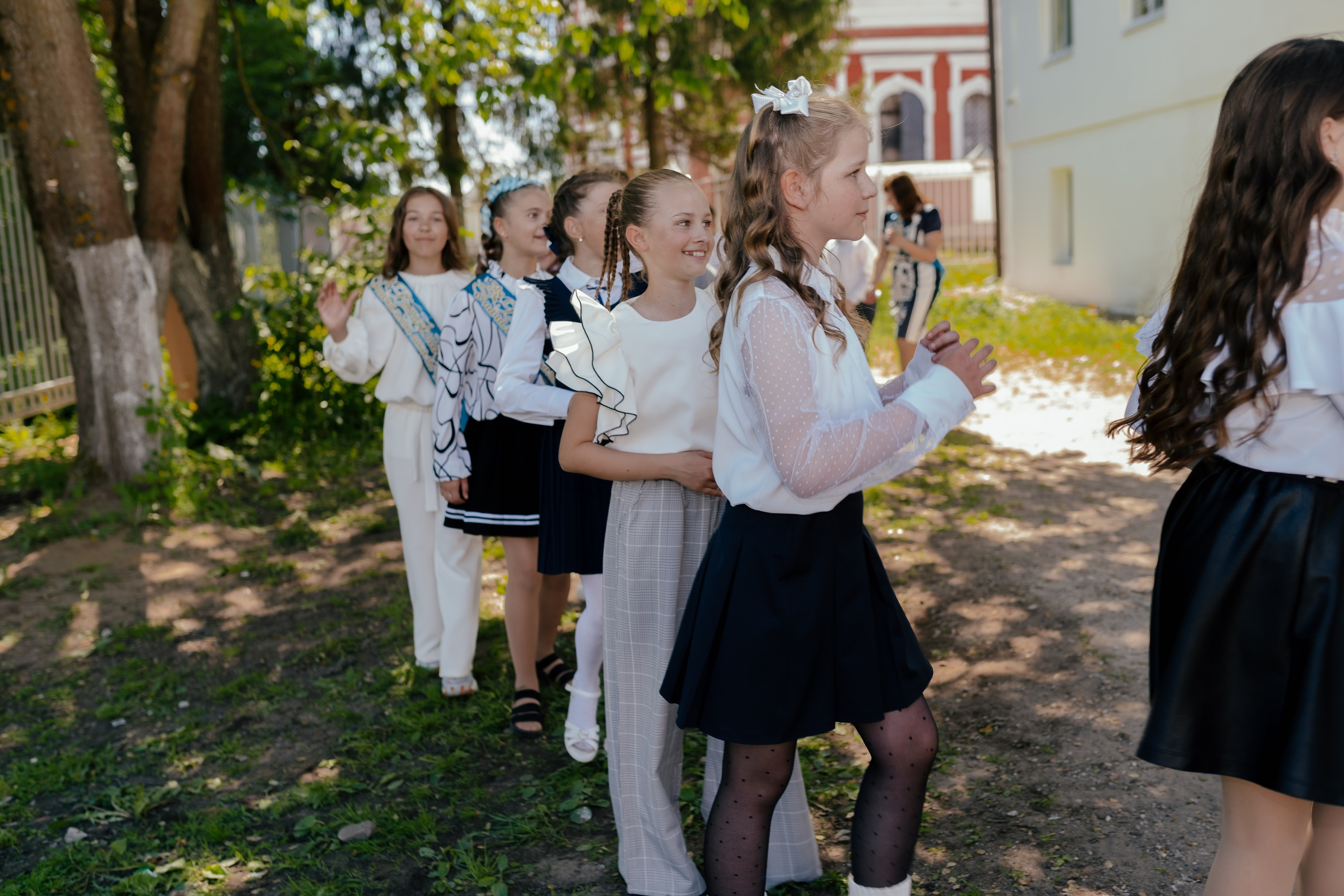 Последний звонок 4 класс. Фотограф Торопец Кристина Абрамова Kanwellia photography