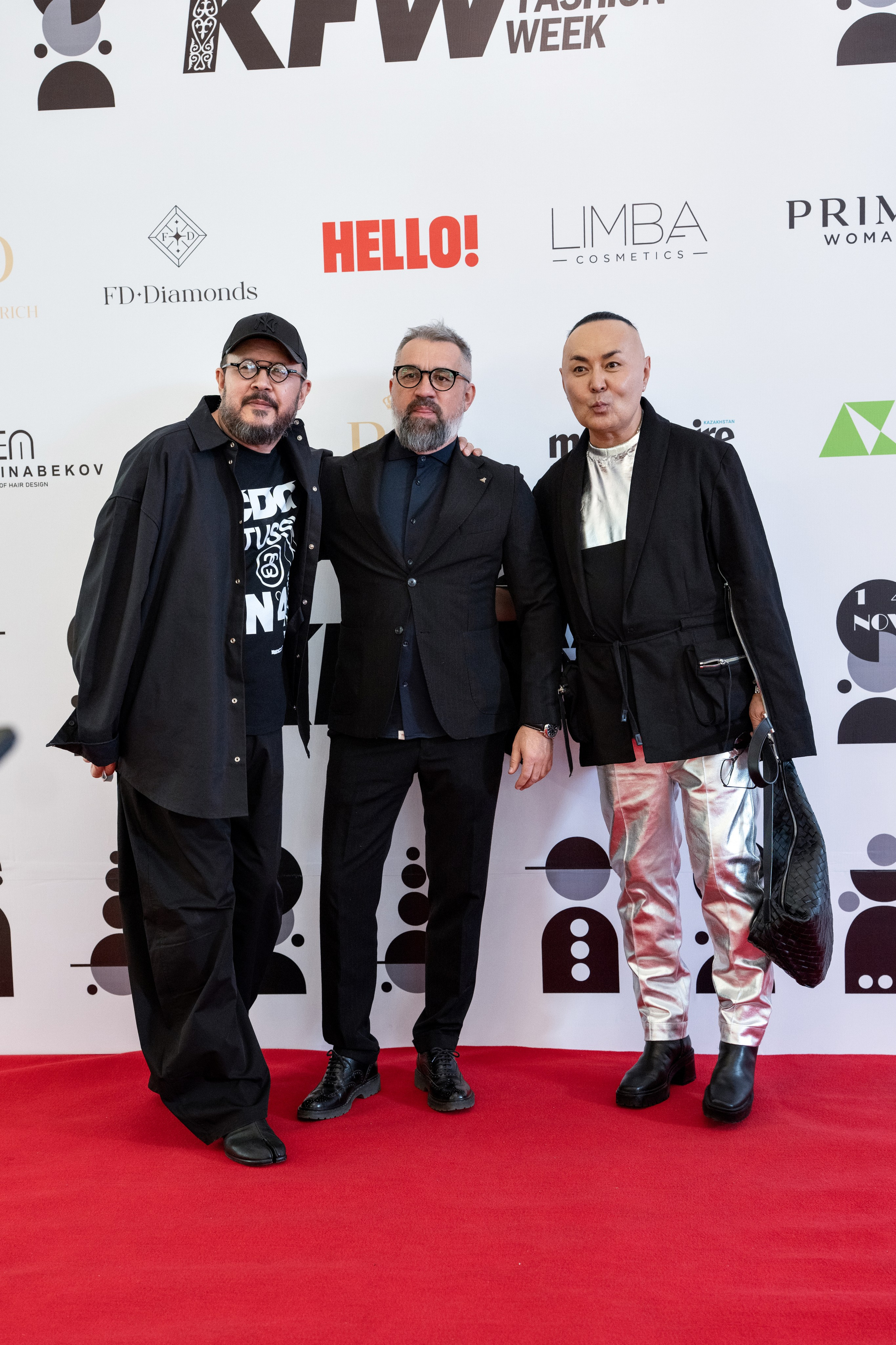 Backstage. Сайт Алматинского НЮ АРТ, будуар и фэшн фотографа Дениса Карпенко