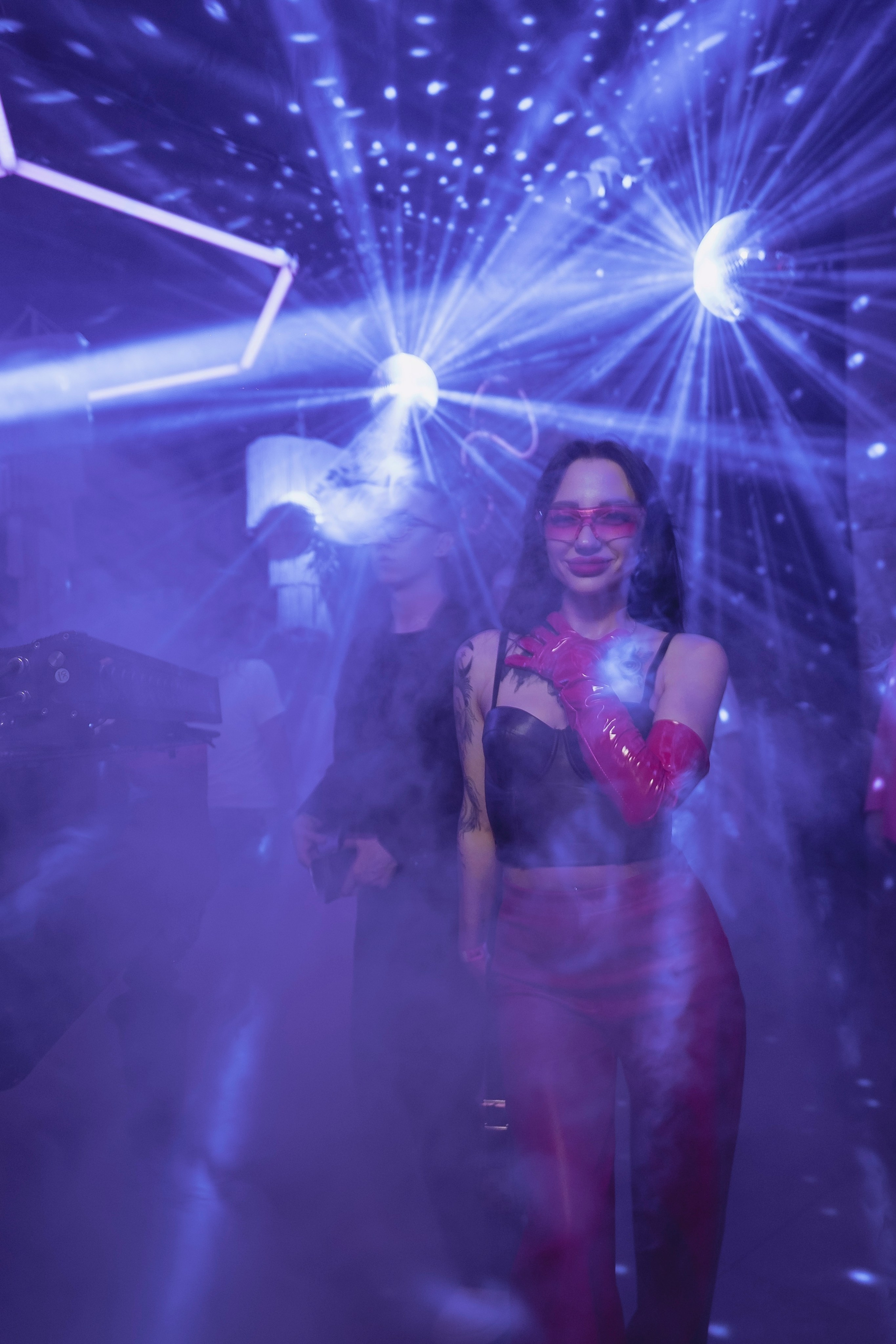 Embargo 27/04. Главная