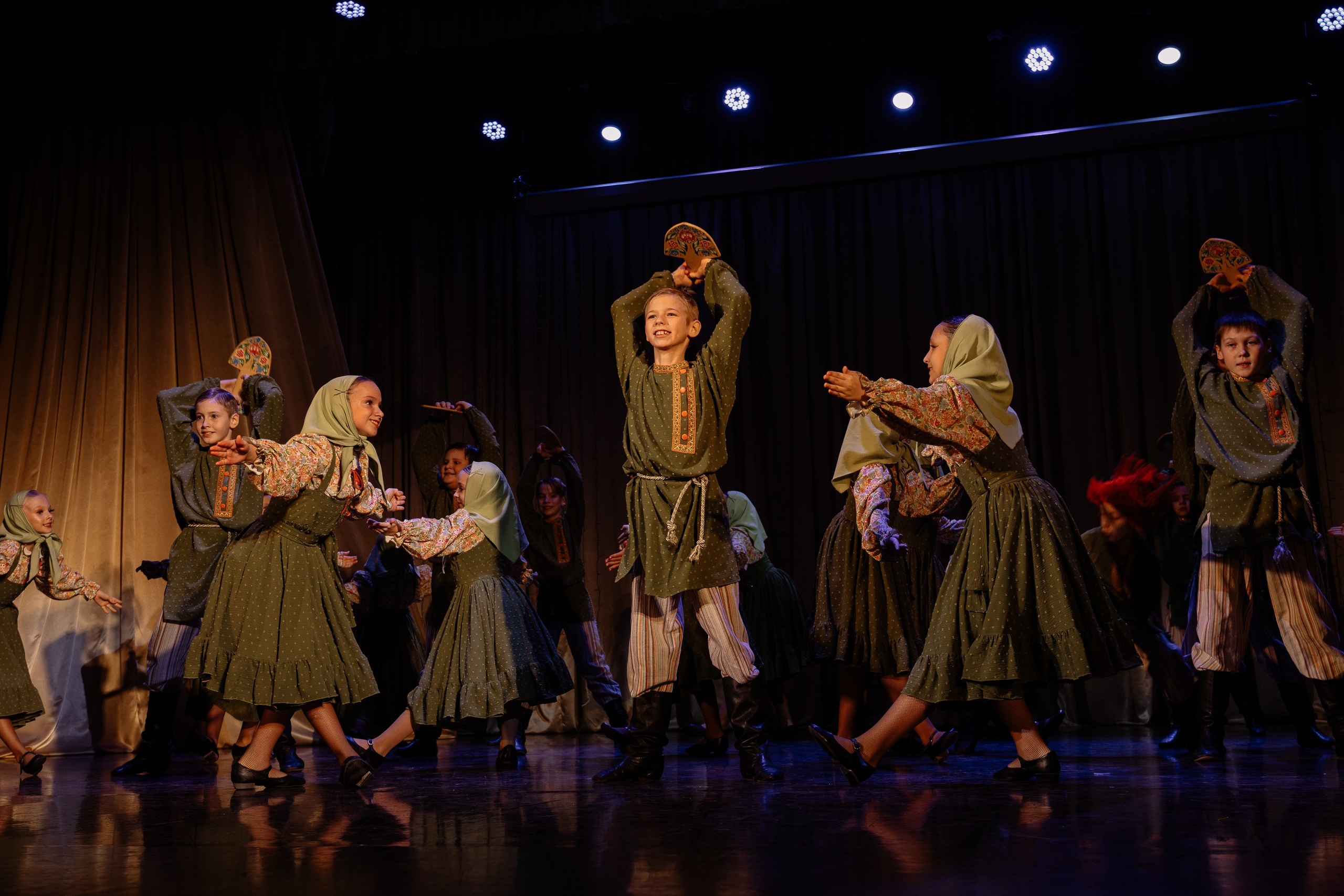 Сибирские узоры ДК Ефремова. Фотограф Юлия Мальцева