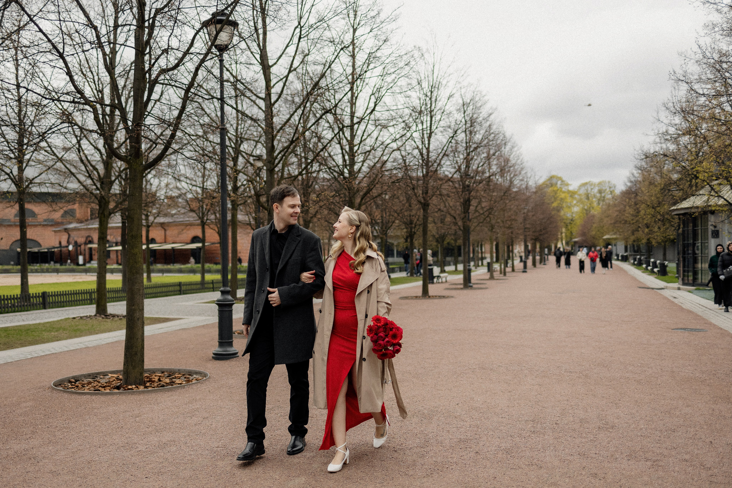 Прогулка по Новой Голландии. Свадебный фотограф в Санкт-Петербурге Ксения Кобышева