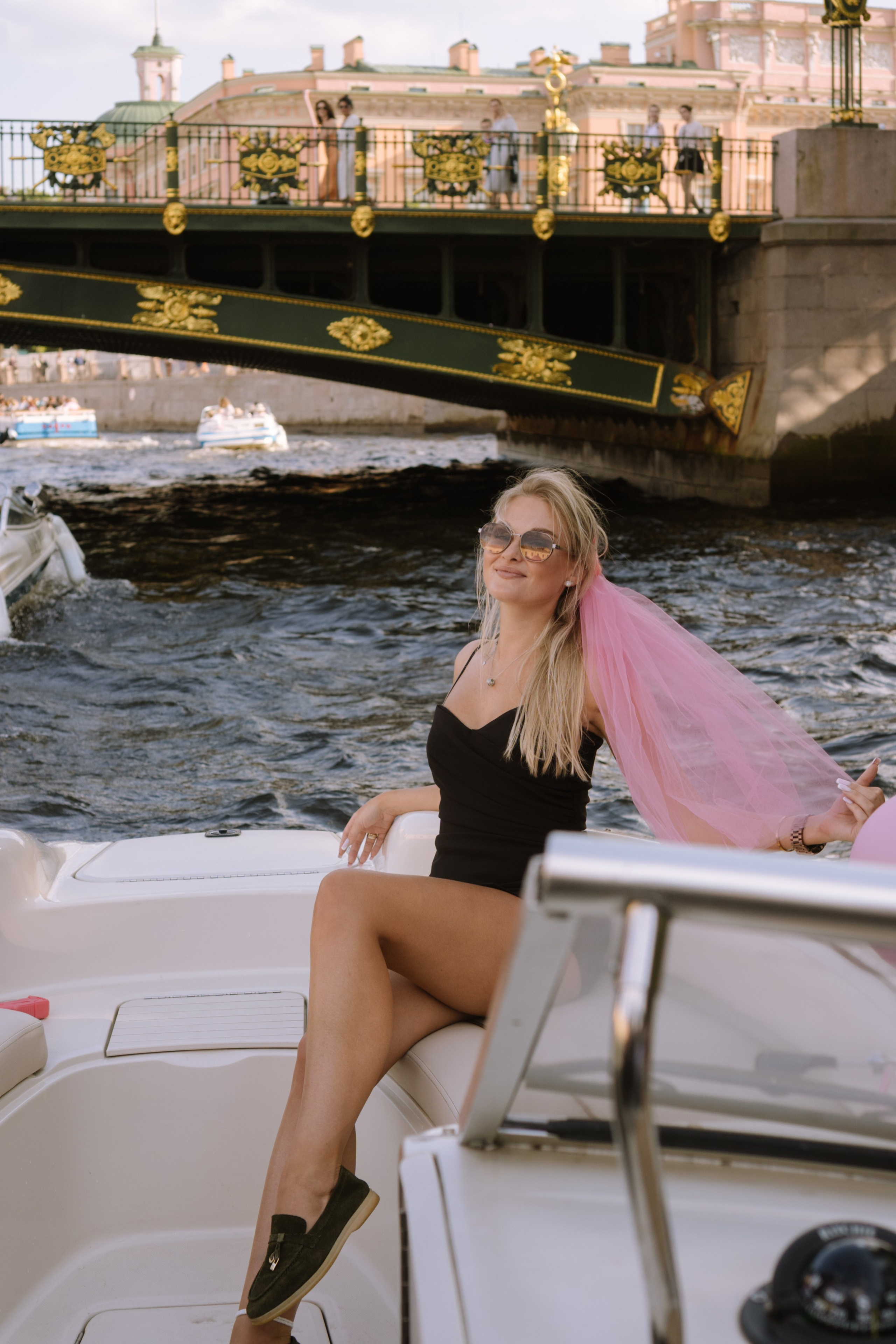 ДЕВИЧНИК НА КАТЕРЕ. Профессиональный фотограф, Санкт-Петербург — Виктория Богомолова