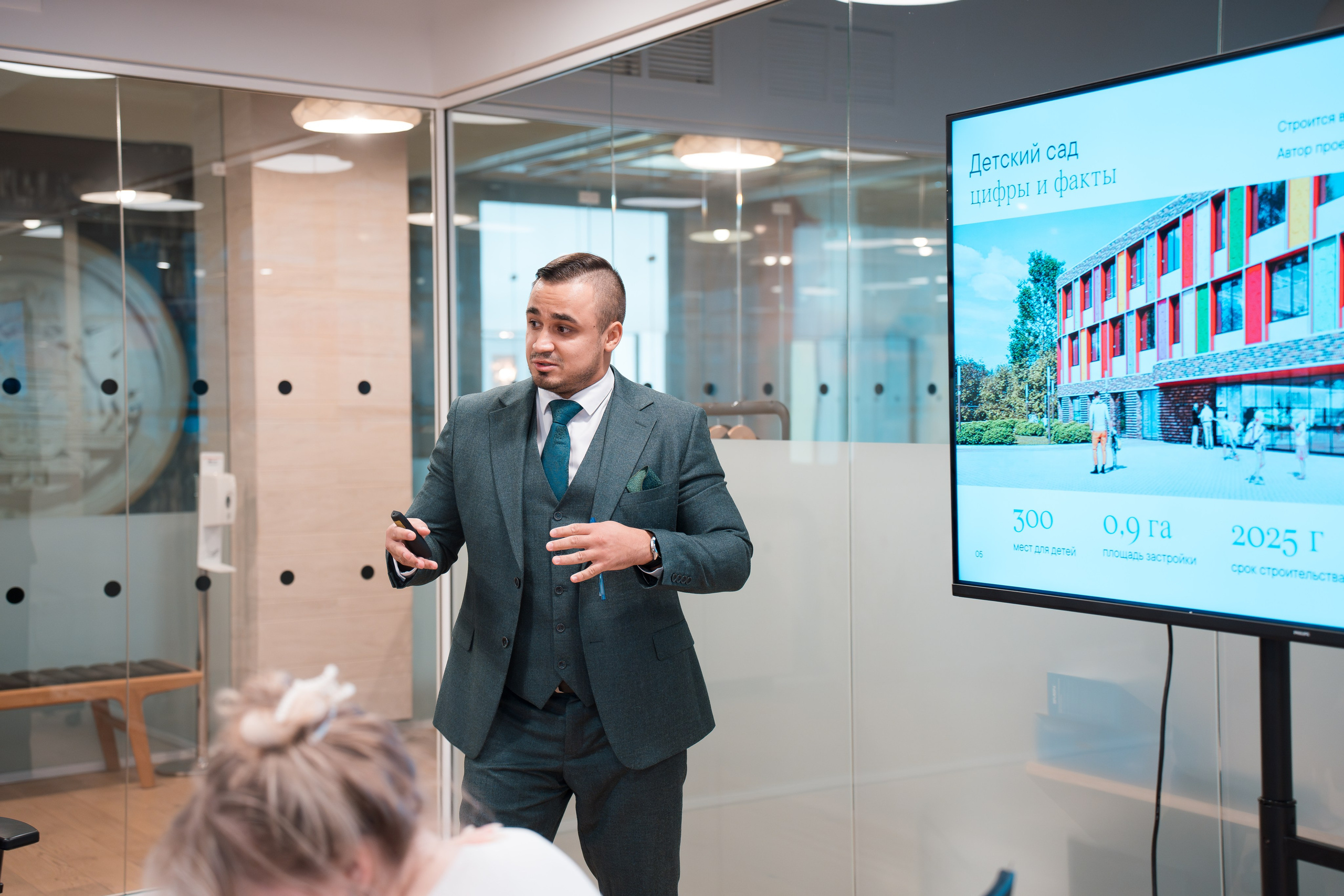 Репортажная съемка деловых встреч и бизнес ланчей. Репортажный фотограф в Москве Вадим Галанин