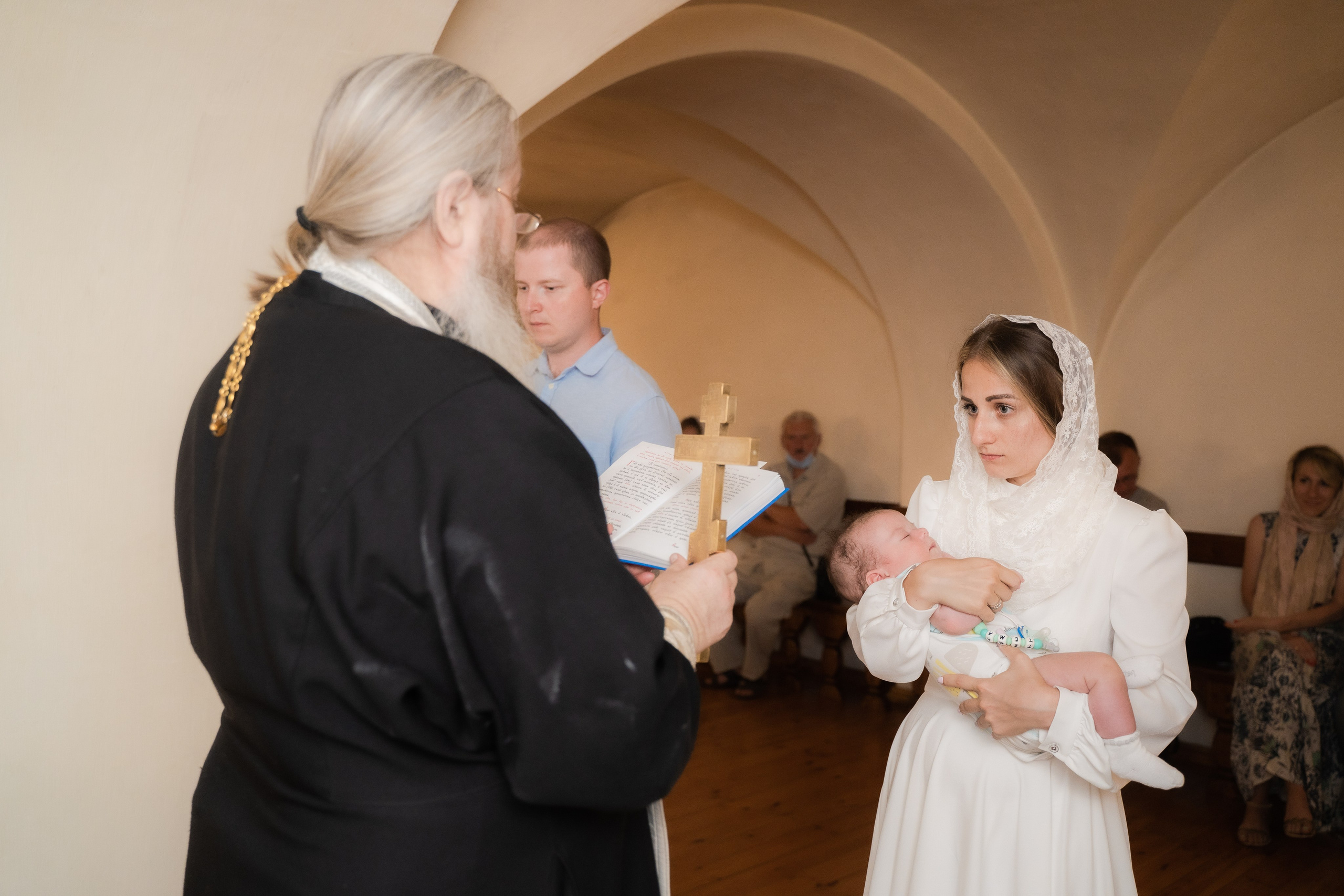Фотосъемка крещения в Москве — сохранить таинство и создать фотокнигу