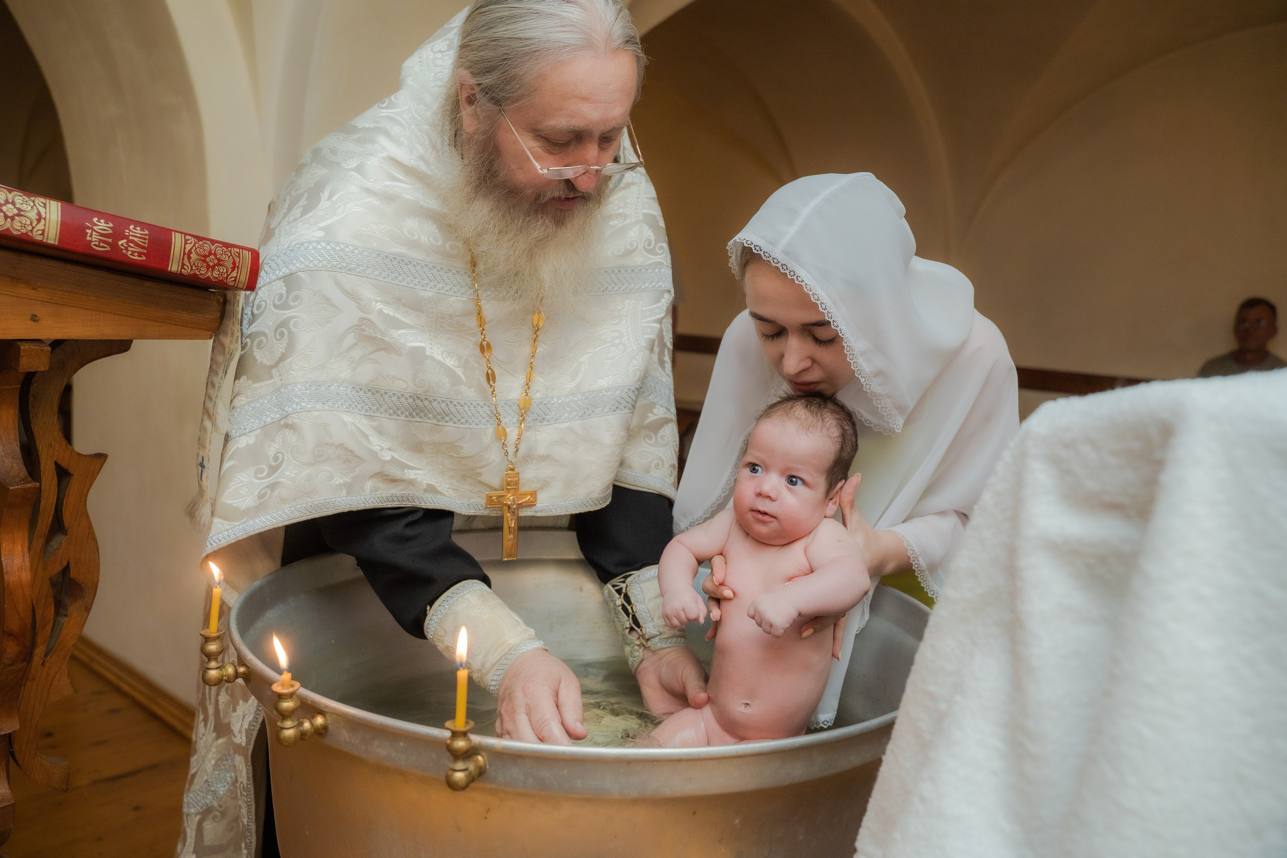 Фотосъемка крещения в Москве — сохранить таинство и создать фотокнигу