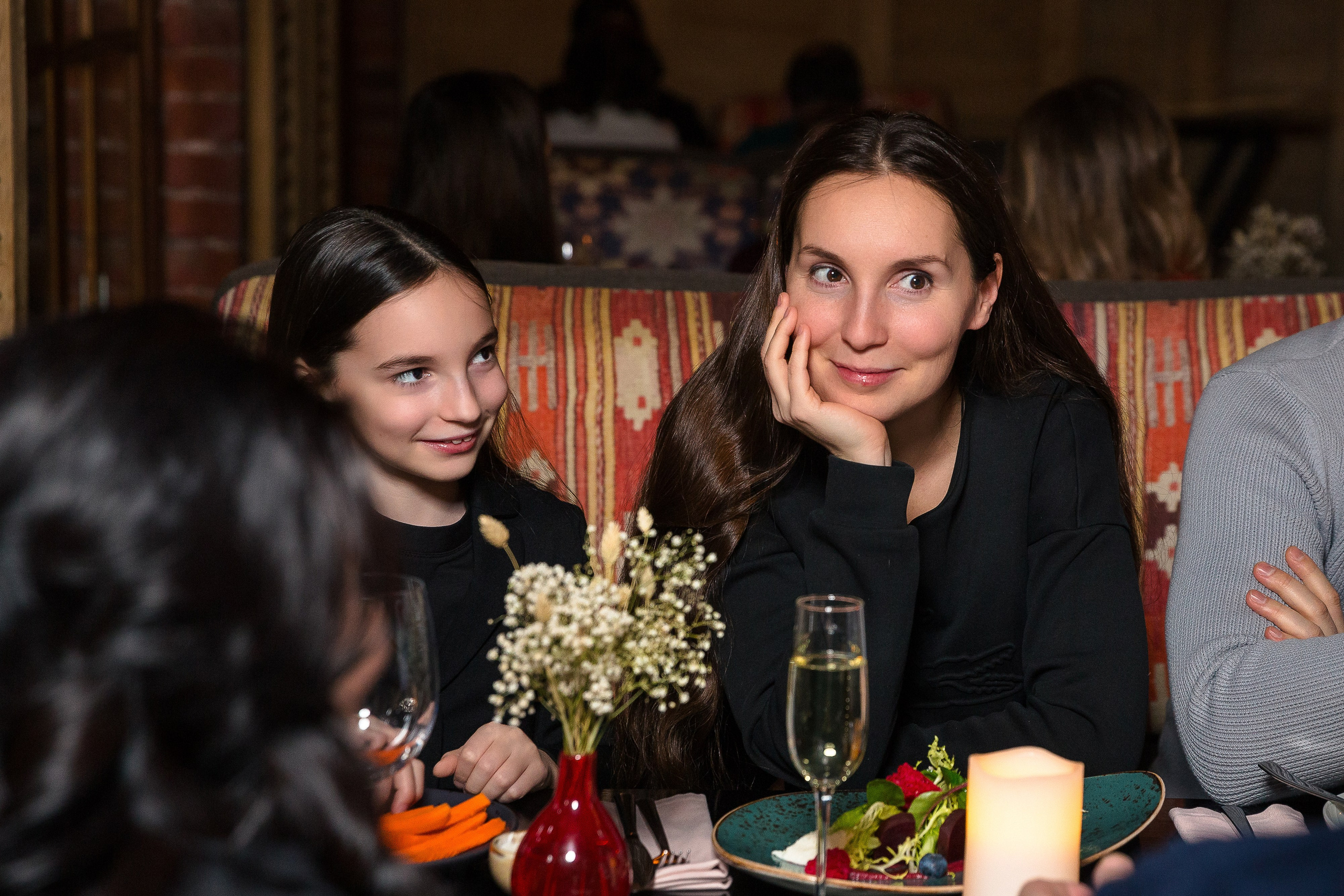 14 февраля в ресторане «Шинок». Репортажный Фотограф Александр Назаров. Москва и М.О