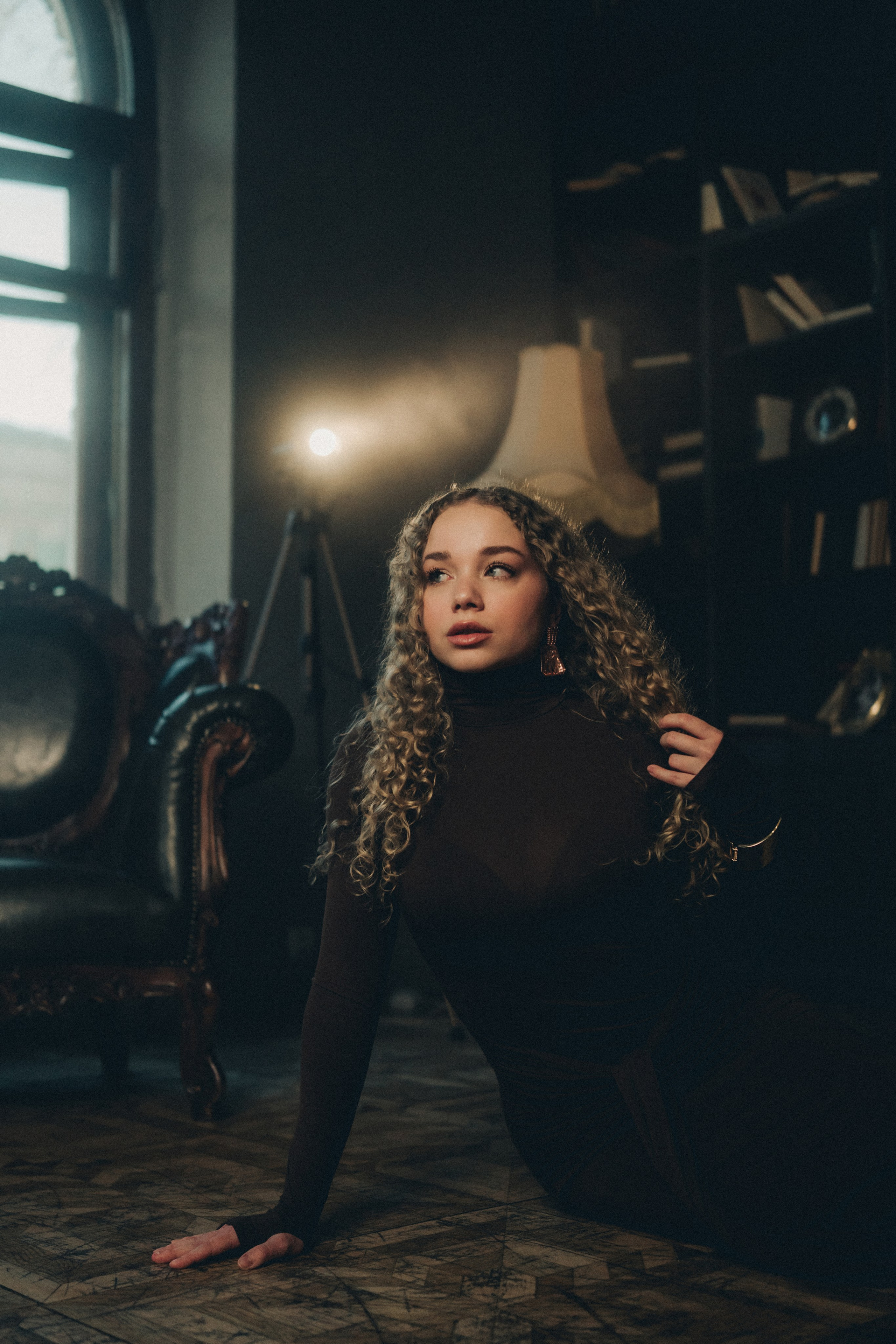 Леся | фотосессия в старинном особняке. Портретный фотограф Москва