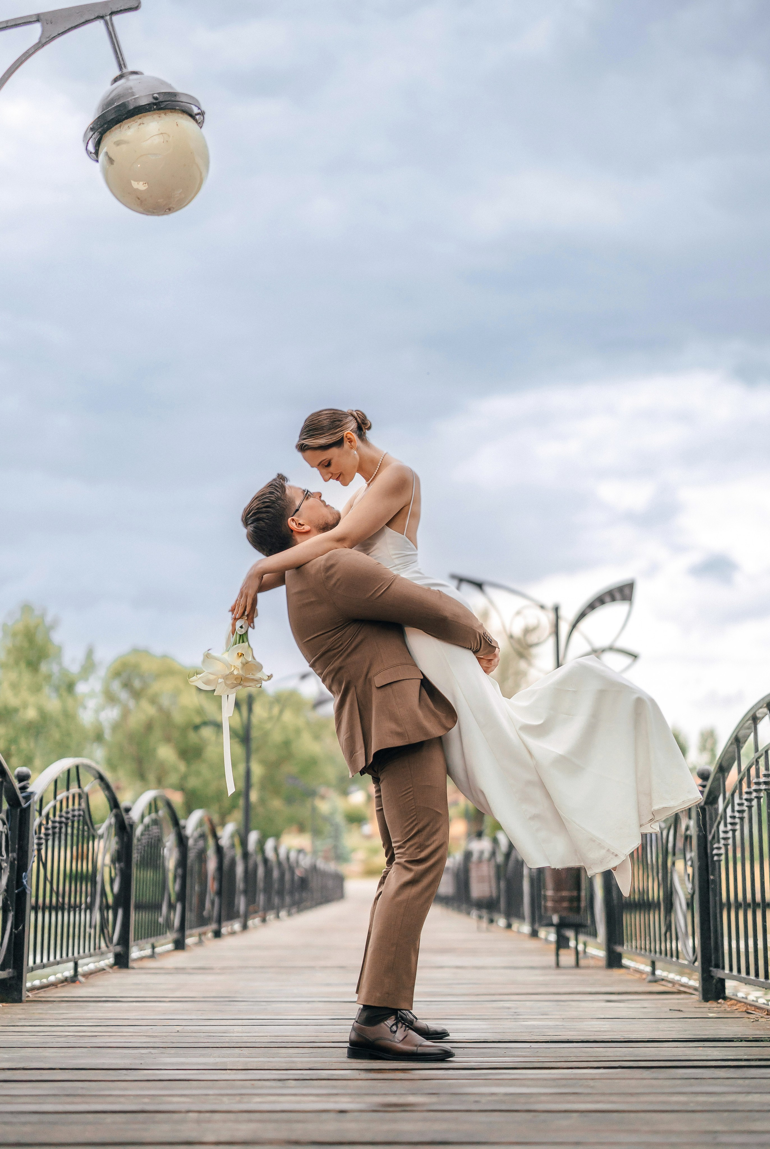 Белая арка. Александр Антонов. Профессиональный свадебный, репортажный фотограф в Москве, Подольске. Фото+Видео на любой праздник