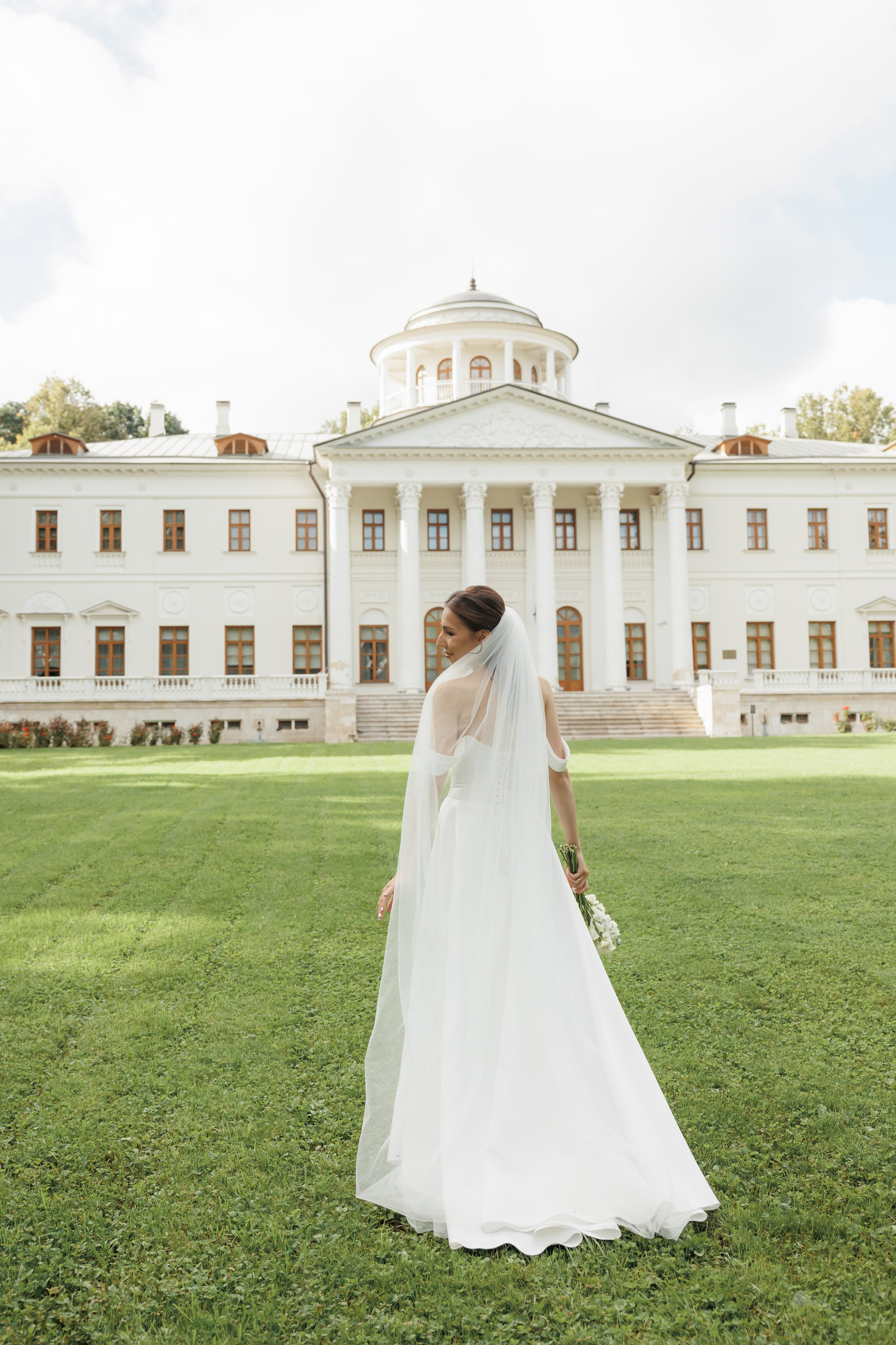 Регистрация в отеле Fish Point, ЗАГС Бутово, прогулка в Остафьево. Свадебный и репортажный фотограф (Москва, Королев и другие)