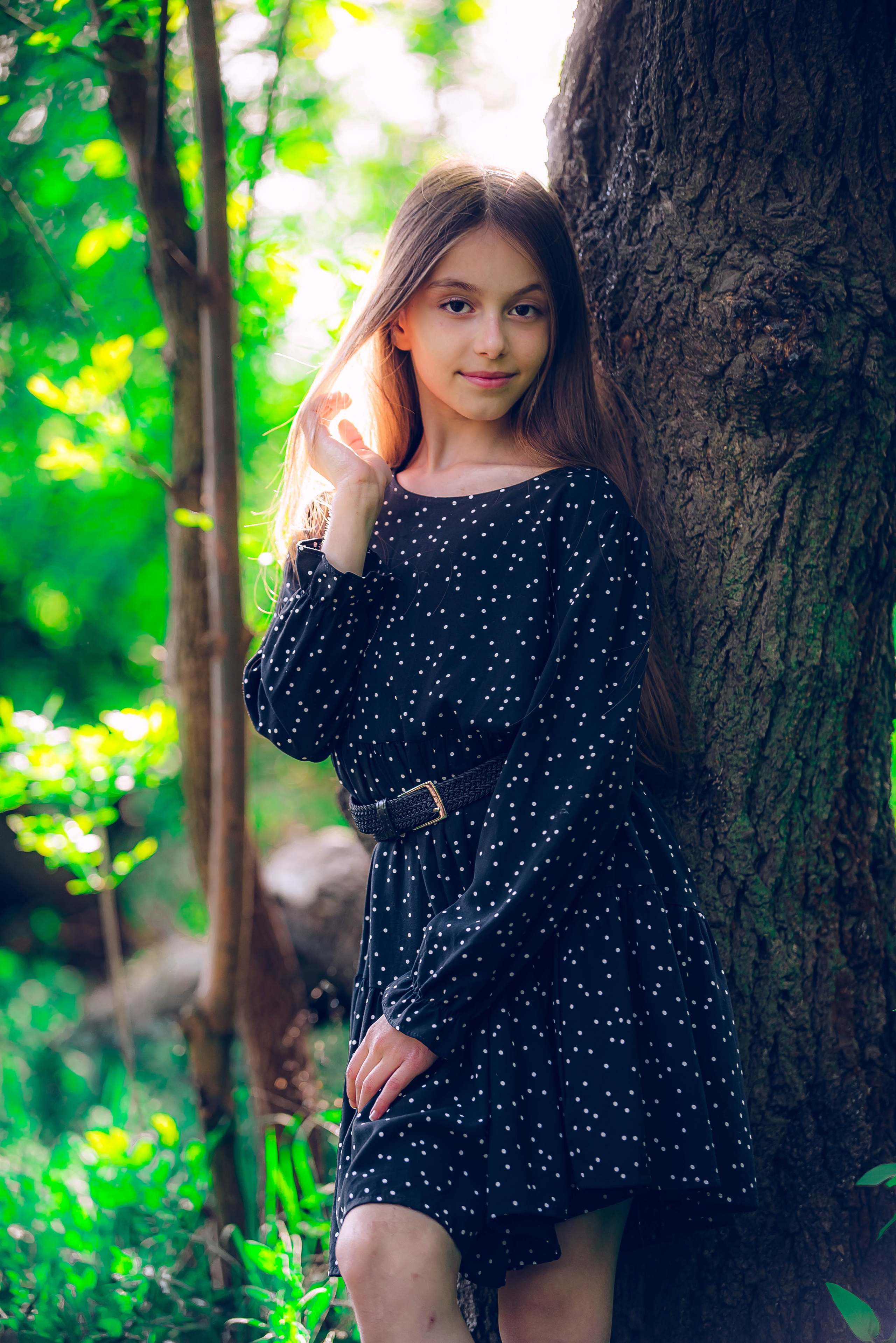 Анютка в сиреньке. Арт-фотограф Евгений Матвиенко