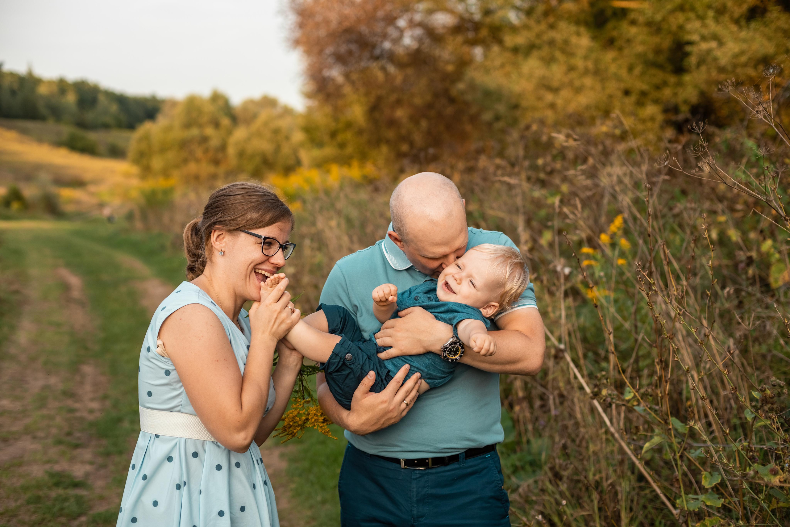 Фотосессия для Сергея, Натальи и маленького Ванюши. Женский семейный фотограф Тула Москва Захарова Анна